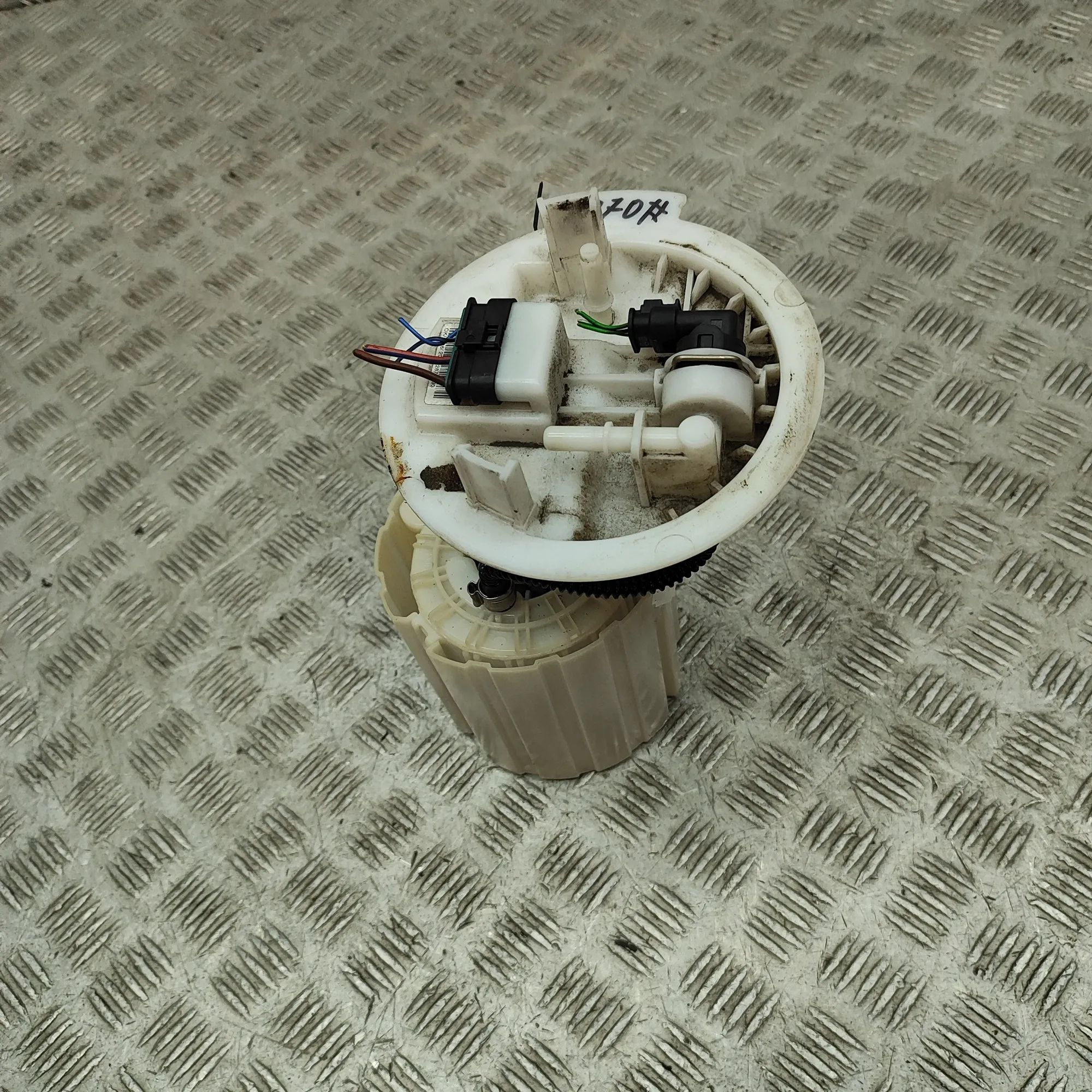 Mercedes-Benz CLA (C117) Fuel Tank Pump