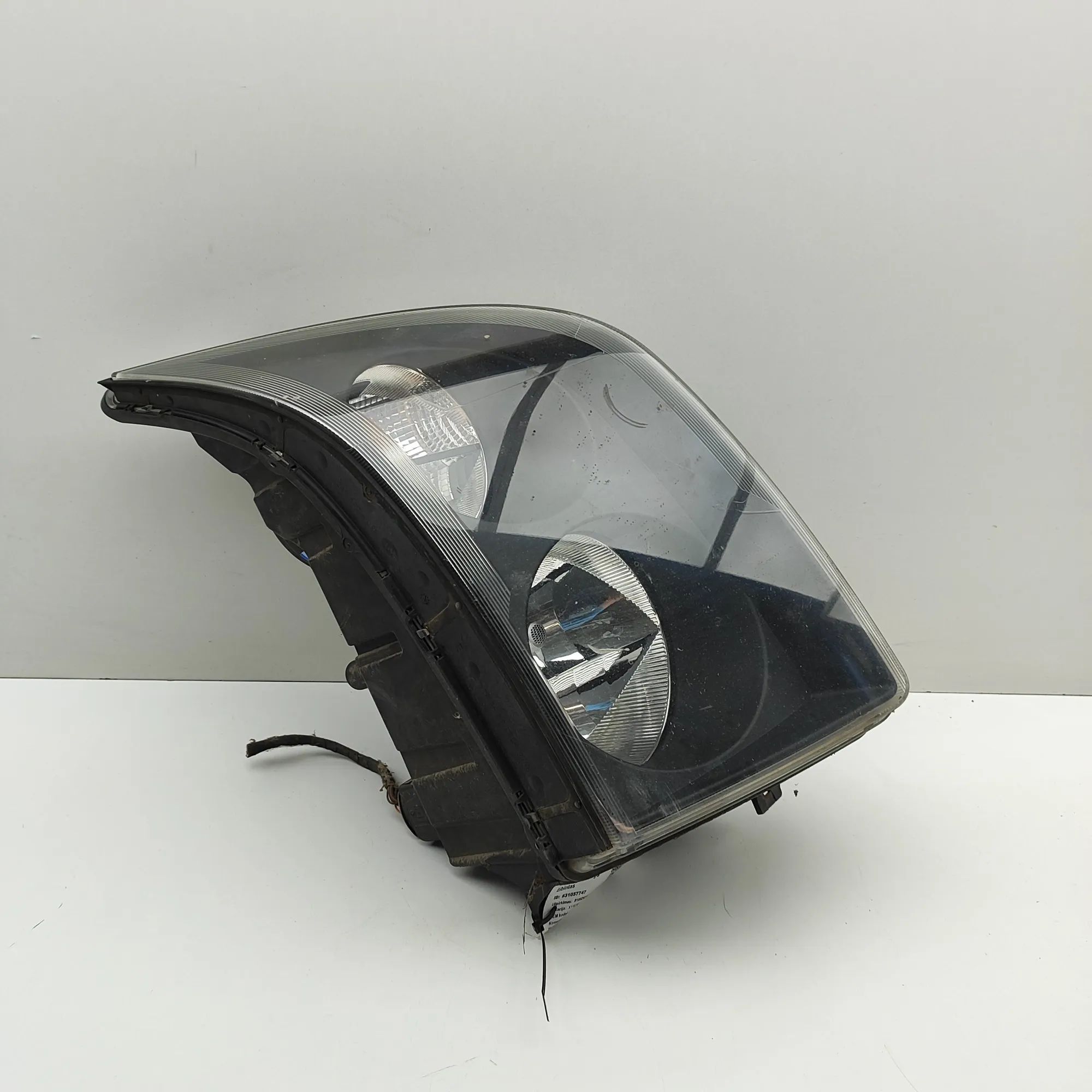 Volkswagen Crafter Front Right Headlight Front Right Headlight — VW CRAFTER (30-50 Van 2...