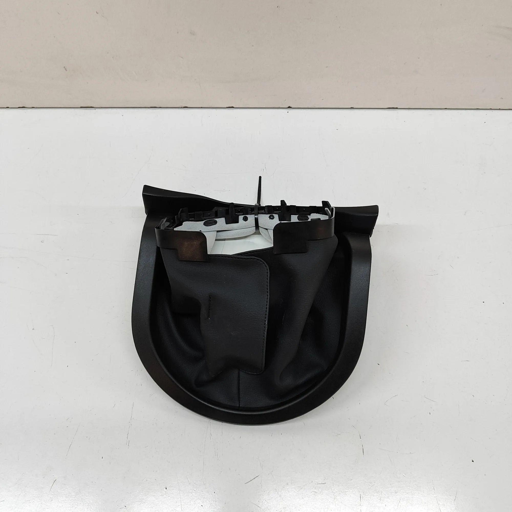 Mercedes-Benz A (W176) Steering mechanism trim Steering mechanism trim — MERCEDES BENZ AMG (GT...