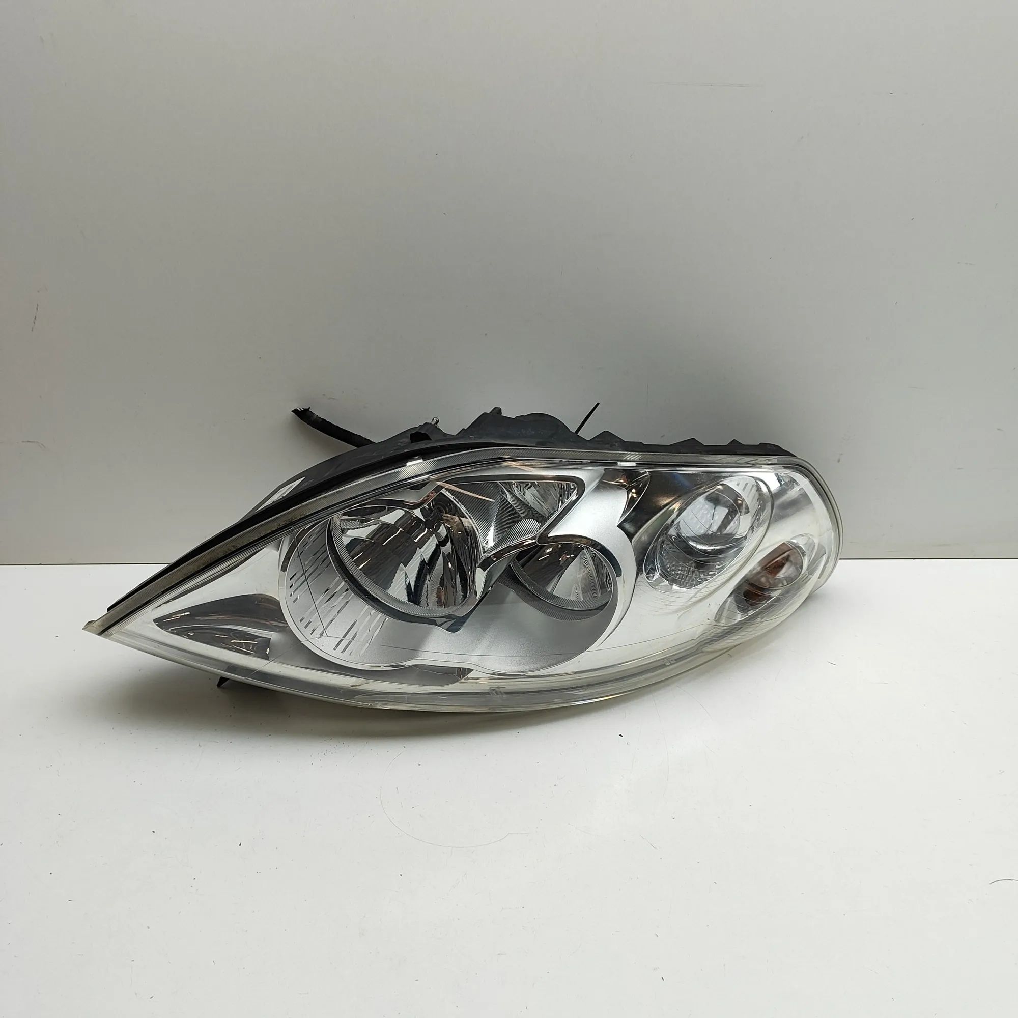 Opel Movano (B) Front Right Headlight Front Right Headlight — OPEL MOVANO (B Van) (20...