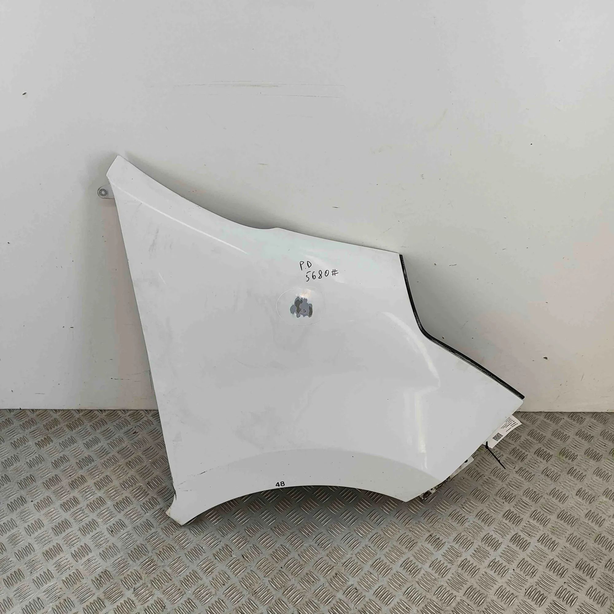 Opel Movano (B) Front Right Fender Front Right Fender — OPEL MOVANO (B Van) (2010-...