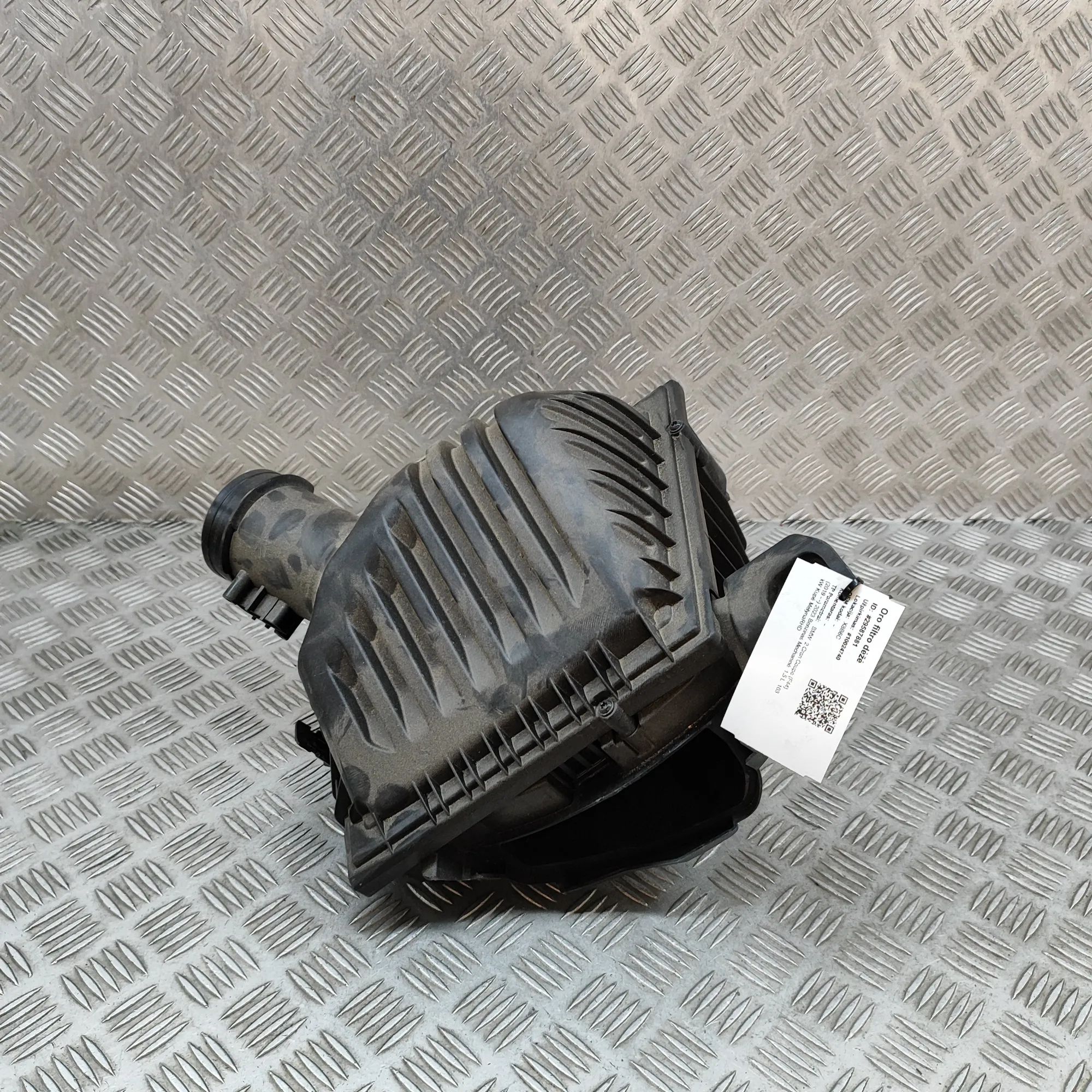 BMW 2 (F44) Ilmanpuhdistin  Air Filter Box — BMW 2 SERIES (Gran Coupe F44) ...