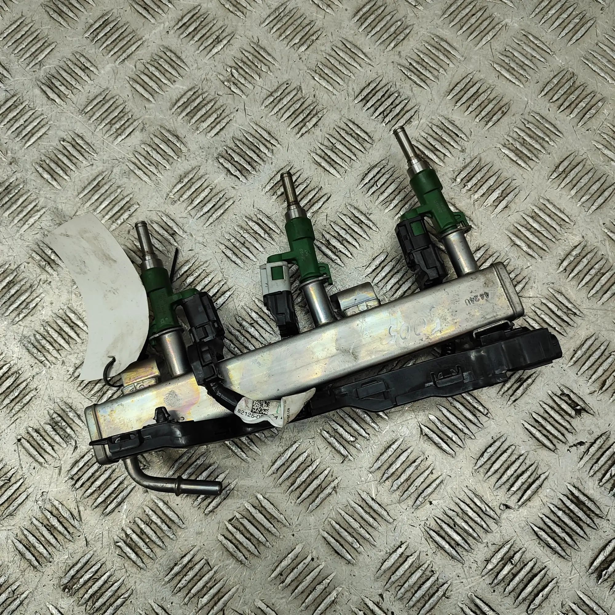 Toyota Yaris Fuel Rail Fuel rail — TOYOTA YARIS (CROSS MXP_) (2020-......