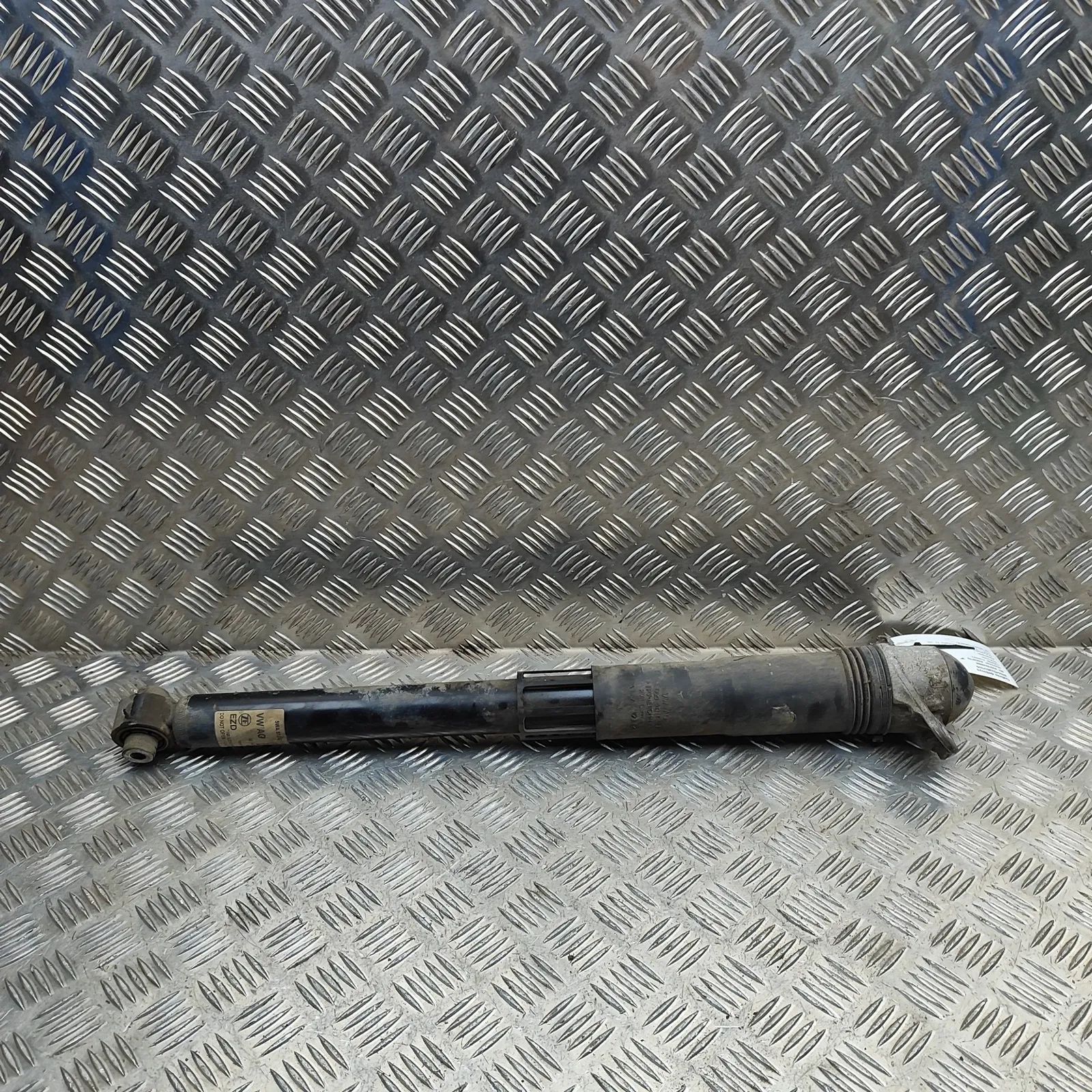 Volkswagen Golf 8 Shock absorber — rear right Shock absorber — rear right — VW GOLF (VIII CD1...