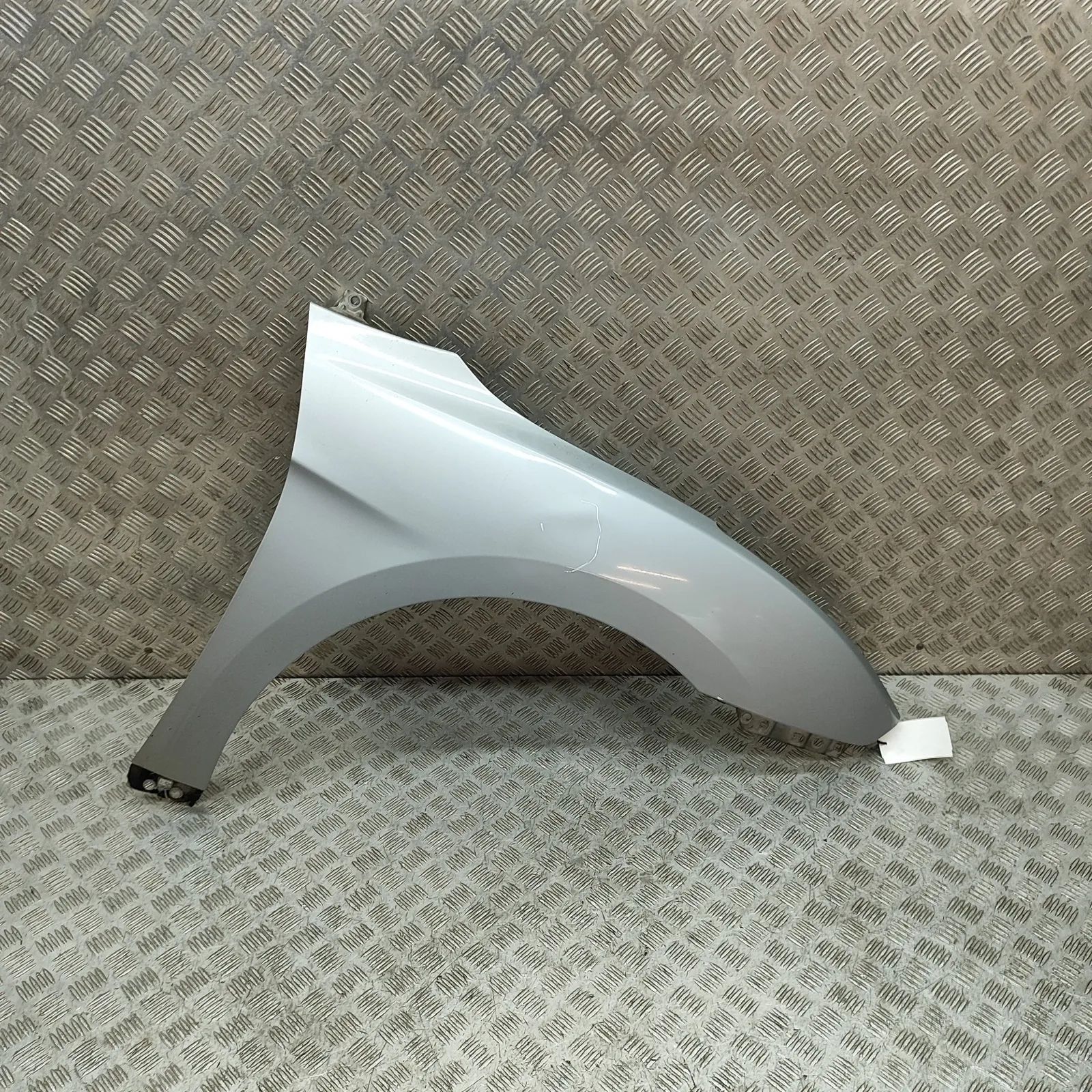 Hyundai i40 Front Right Fender Front Right Fender — HYUNDAI I40 (VF) (2012-......