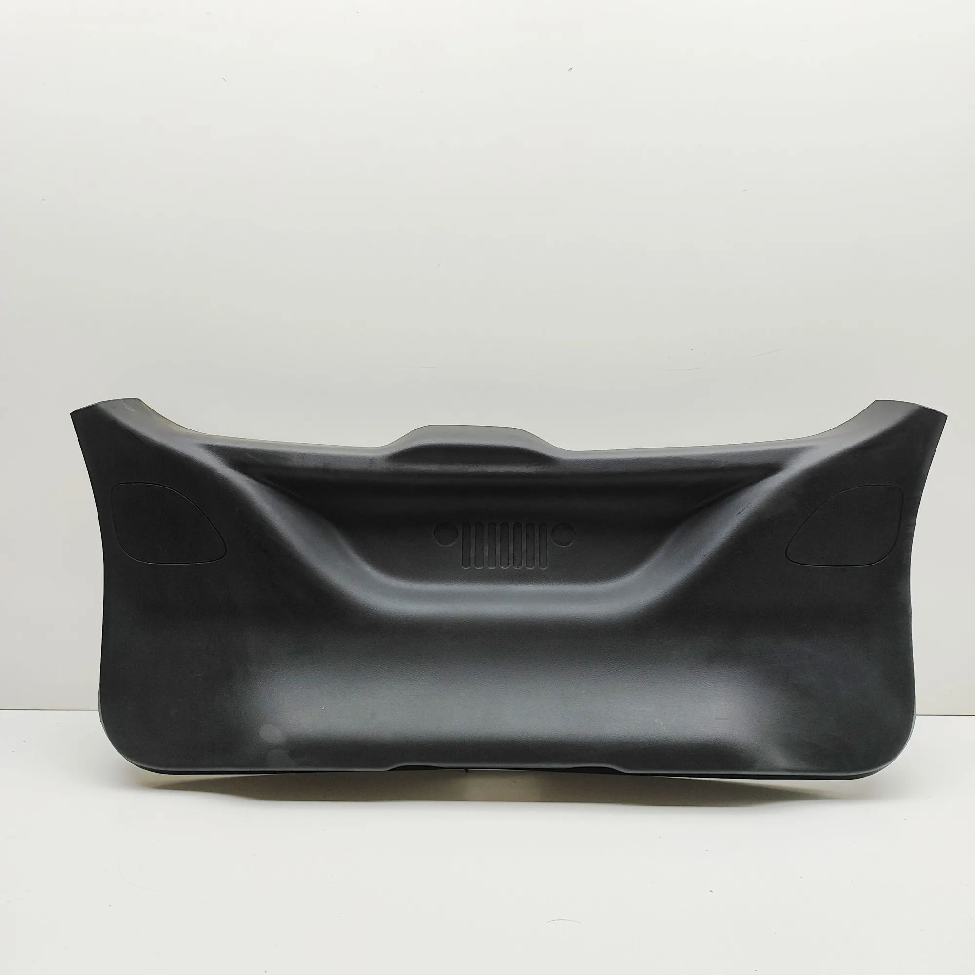 Jeep Compass Tailgate Bootlid Cover Trim Tailgate Bootlid Cover Trim — JEEP COMPASS (MP)...