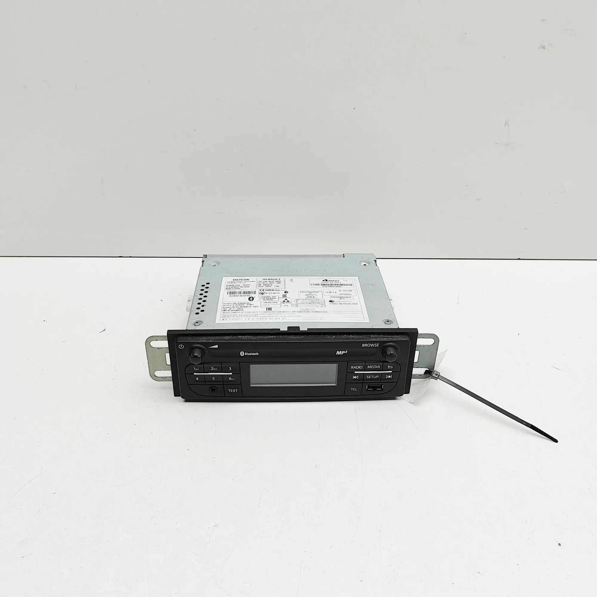 Opel Vivaro (B) Radio/CD head unit Radio/CD head unit — OPEL VIVARO (Van) (2014-.....