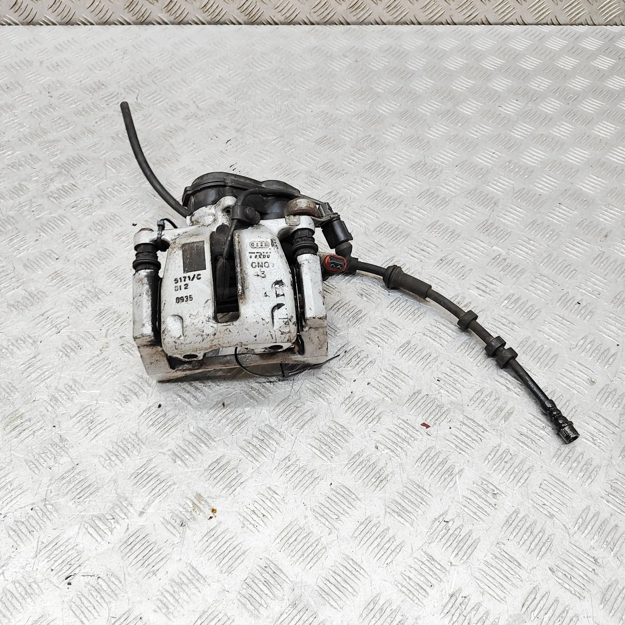 Porsche Macan Brake caliper — rear left Brake caliper — rear left — PORSCHE MACAN (95B)...