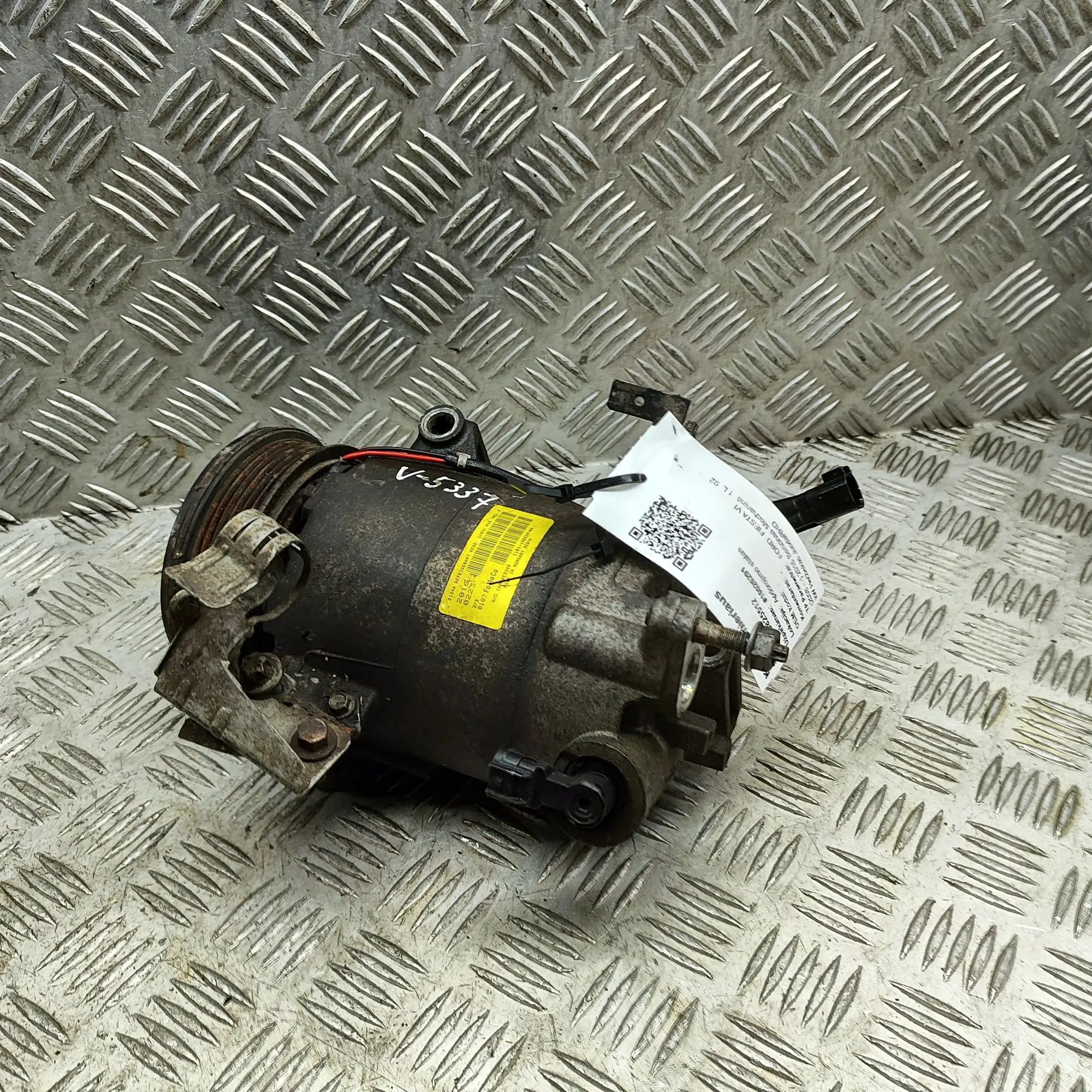 Ford Fiesta Air-conditioning compressor Air-conditioning compressor — FORD FIESTA (VI) ...