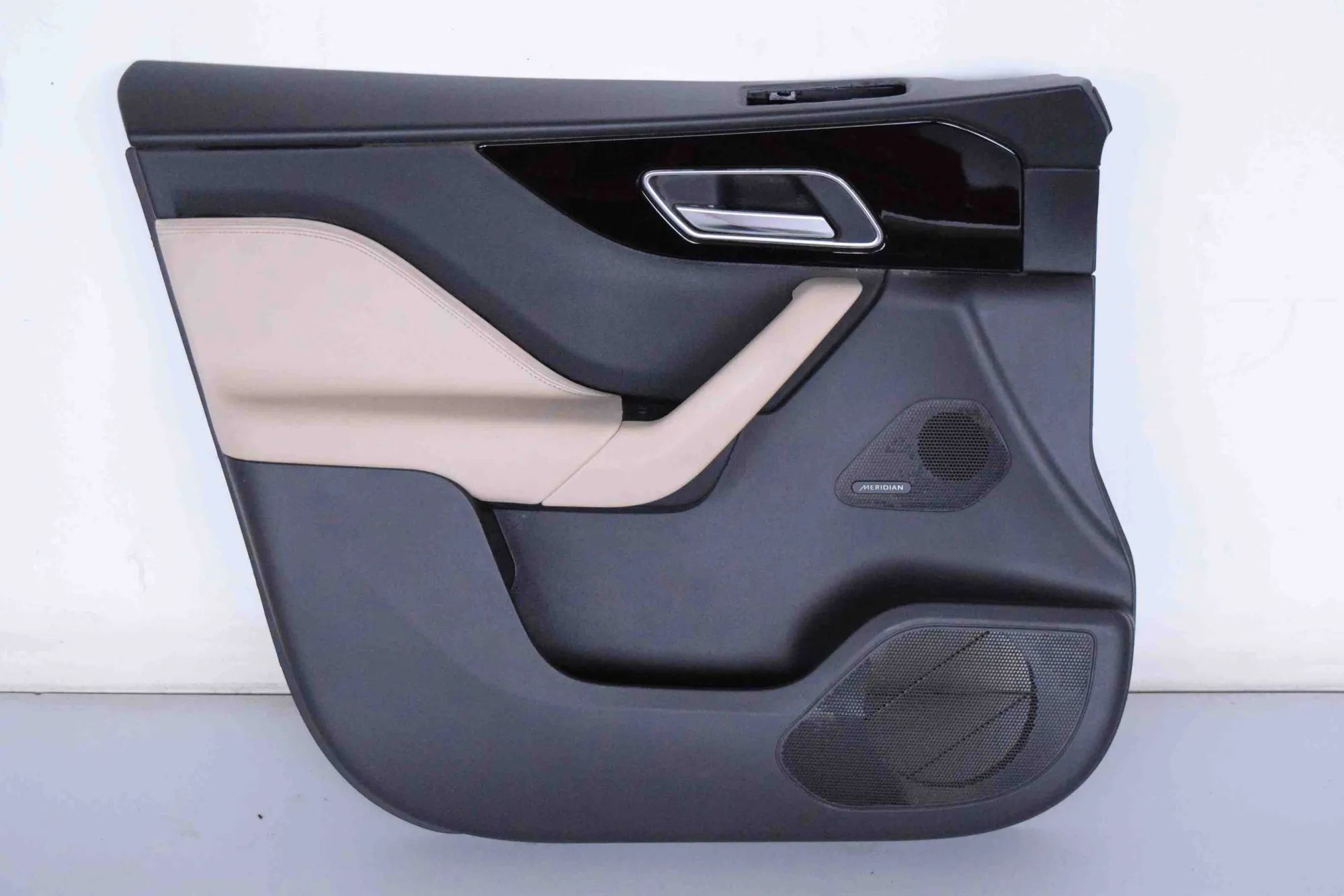 Jaguar F-Pace Front Left Door Panel
