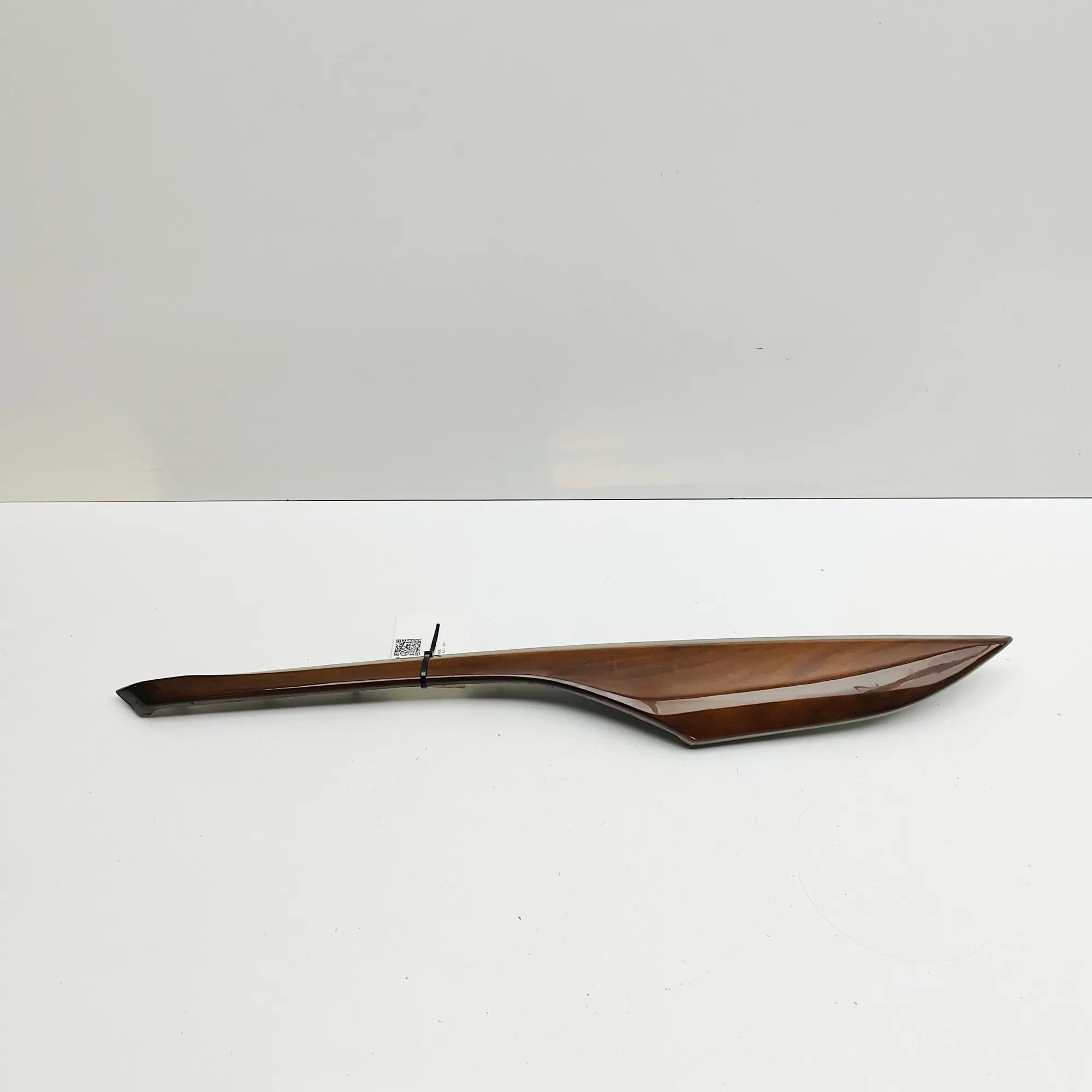 Cadillac Escalade Door panel trim — front right Door panel trim — front right — CADILLAC ESCALA...