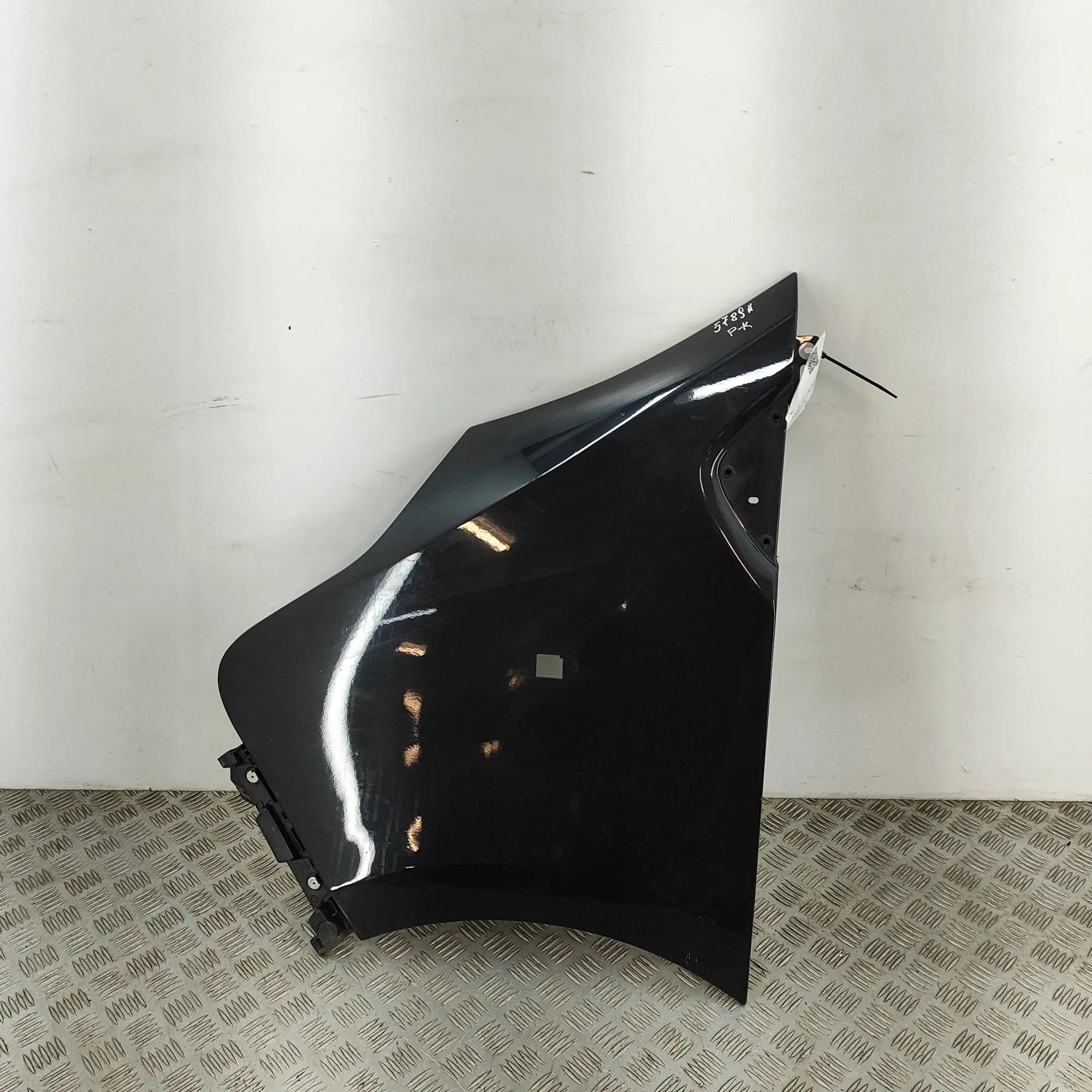 Opel Vivaro (B) Front Left Fender Front Left Fender — OPEL VIVARO (Van) (2014-......