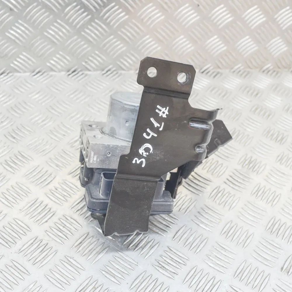 Maserati Ghibli ABS hydraulic pump