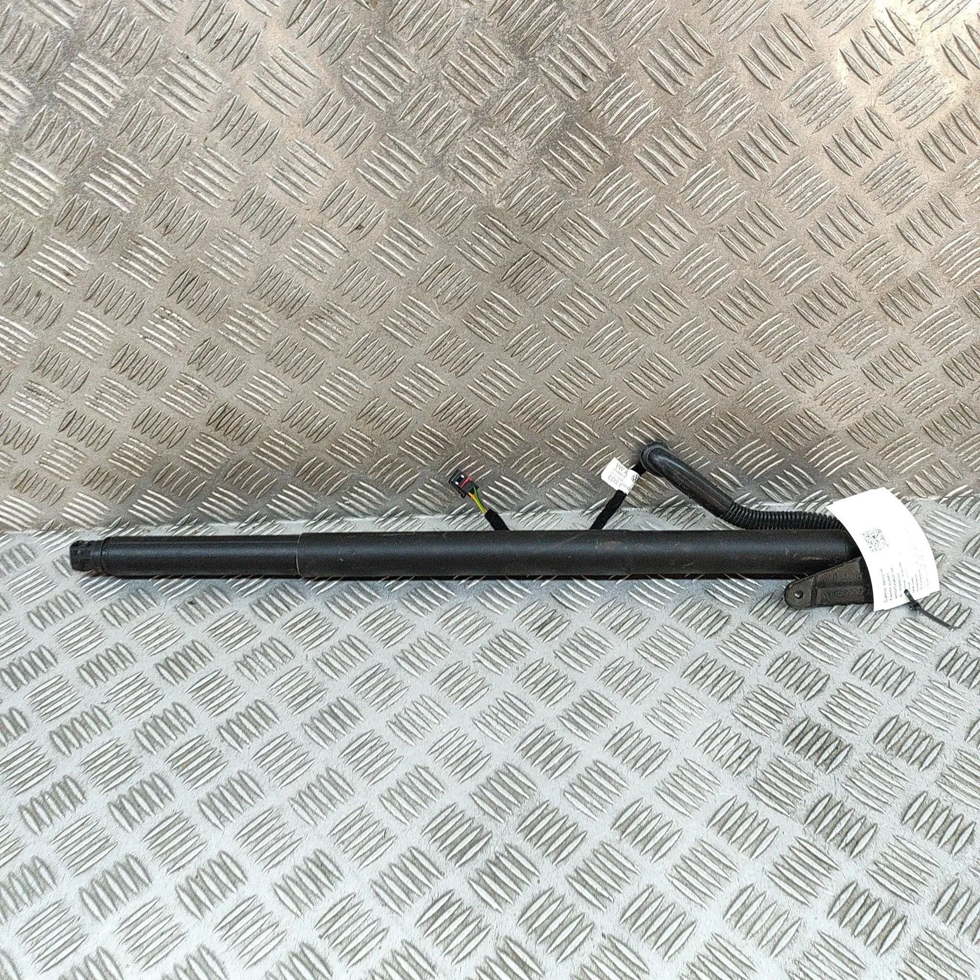 Volkswagen Tiguan Left Side Tailgate Gas Strut Left Side Tailgate Gas Strut — VW TIGUAN (AD1) ...
