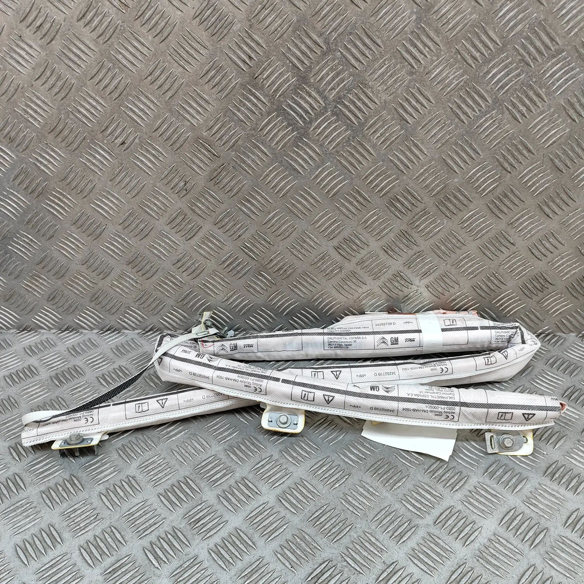 Opel Crossland X Left Side Roof Safety Curtain SRS Left Side Roof Safety Curtain SRS — OPEL CROSSL...