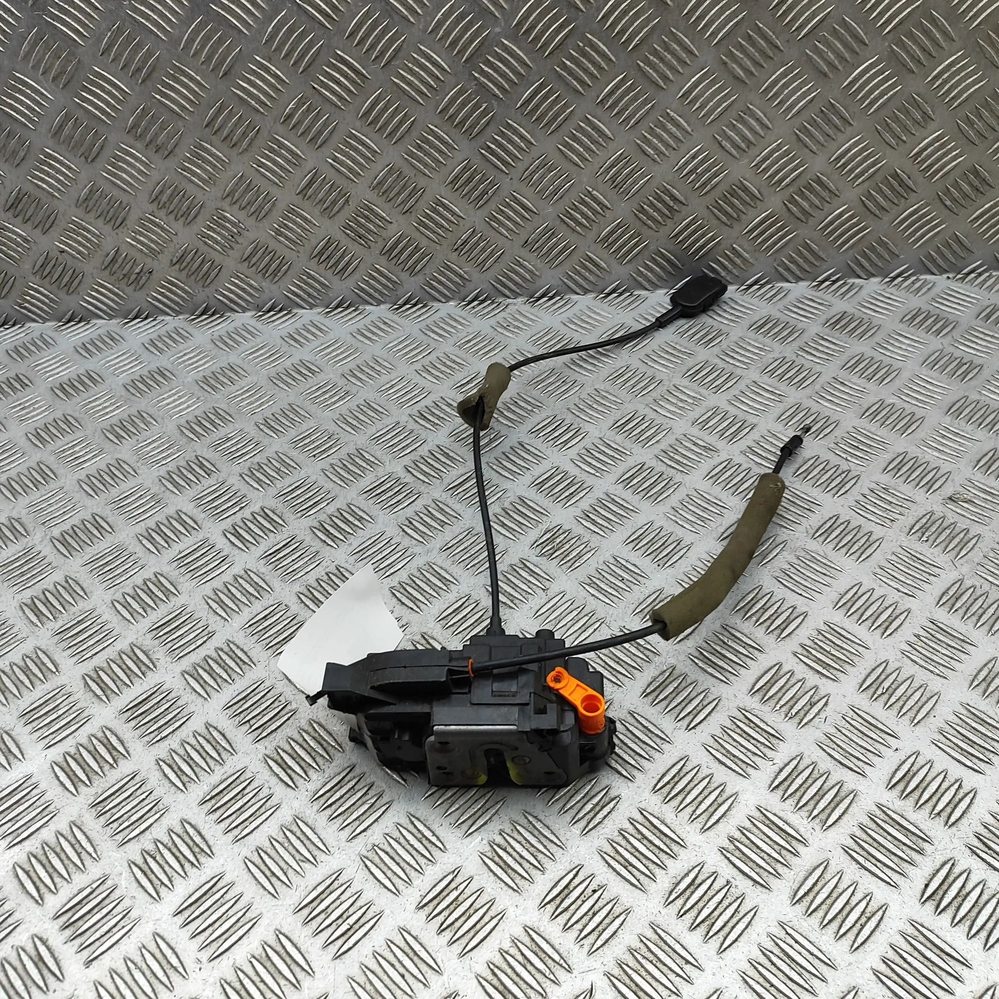 Renault Master Door lock — front left Door lock — front left — RENAULT MASTER (III Va...