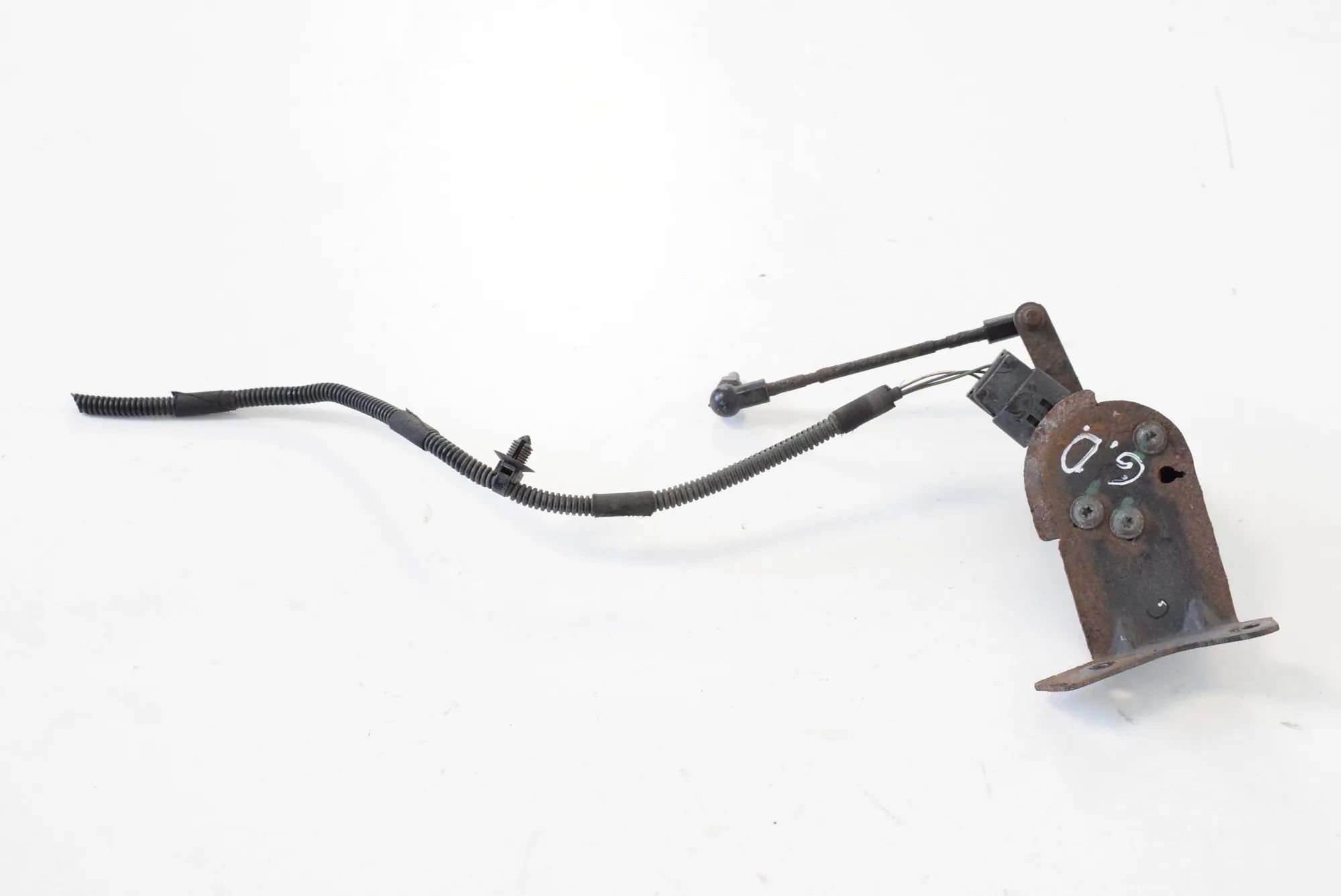 Ferrari California Ride height sensor — rear right Ride height sensor — rear right — FERRARI CALIF...