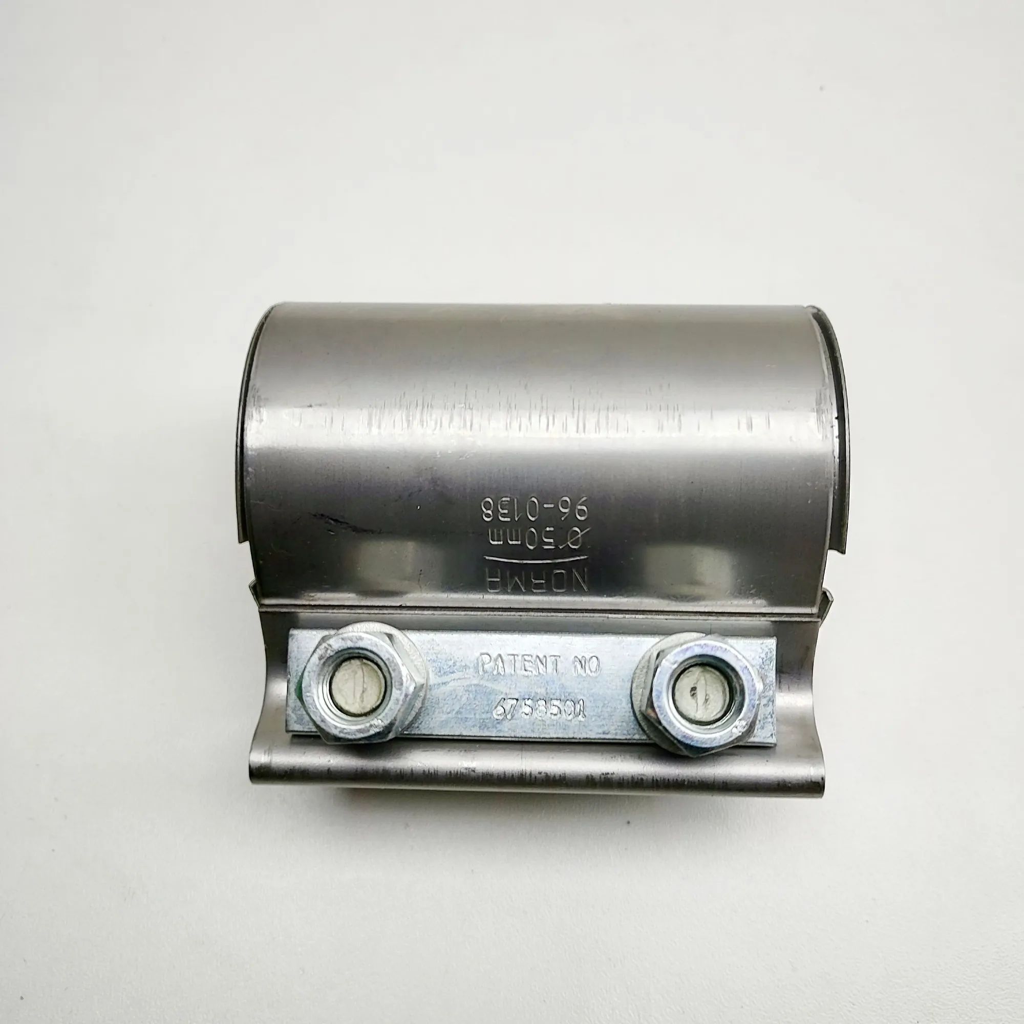 Land Rover Discovery Exhaust silencer connecting clamp Exhaust silencer connecting clamp — LAND ROVER ...