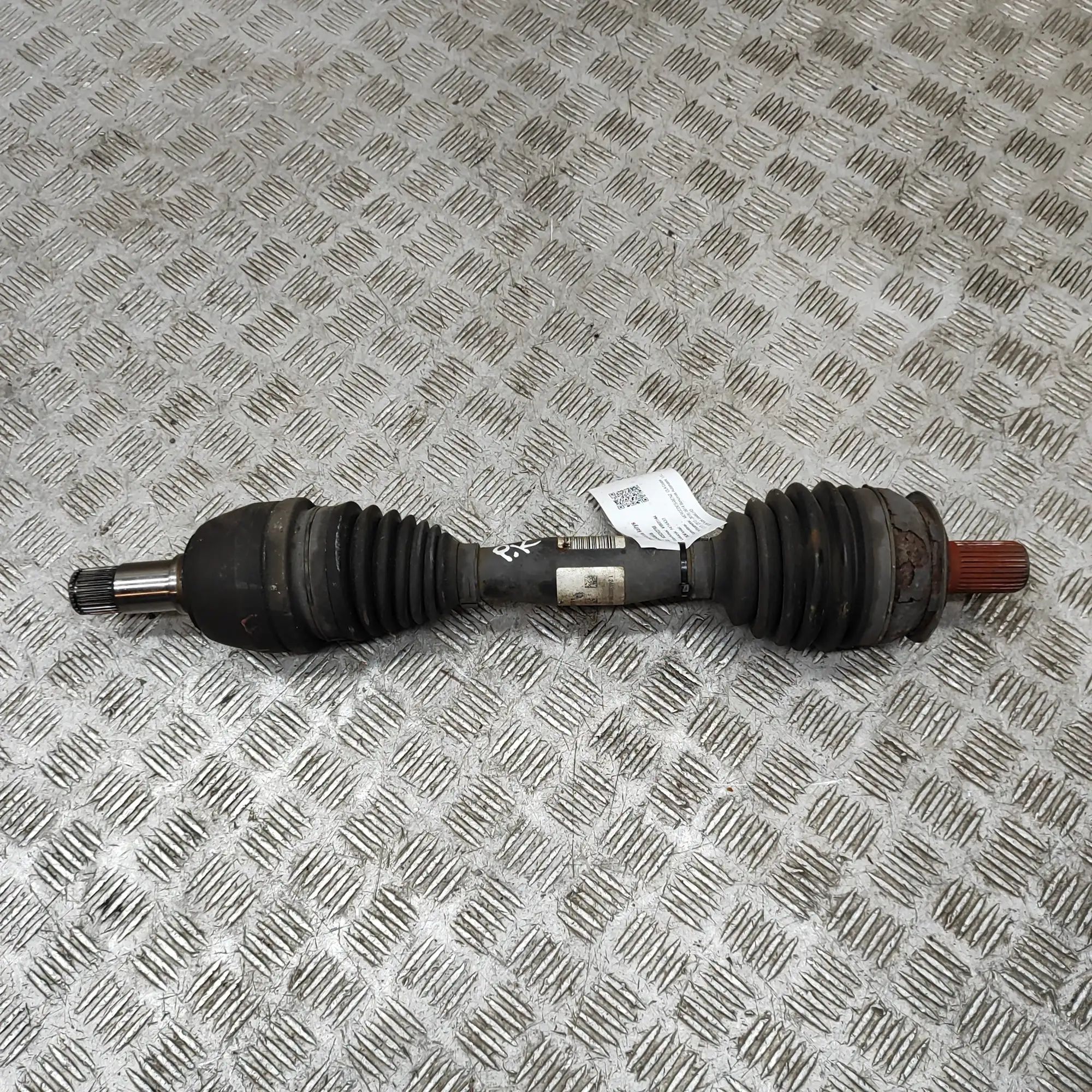 Mercedes-Benz CLA (C117) Front Left Driveshaft