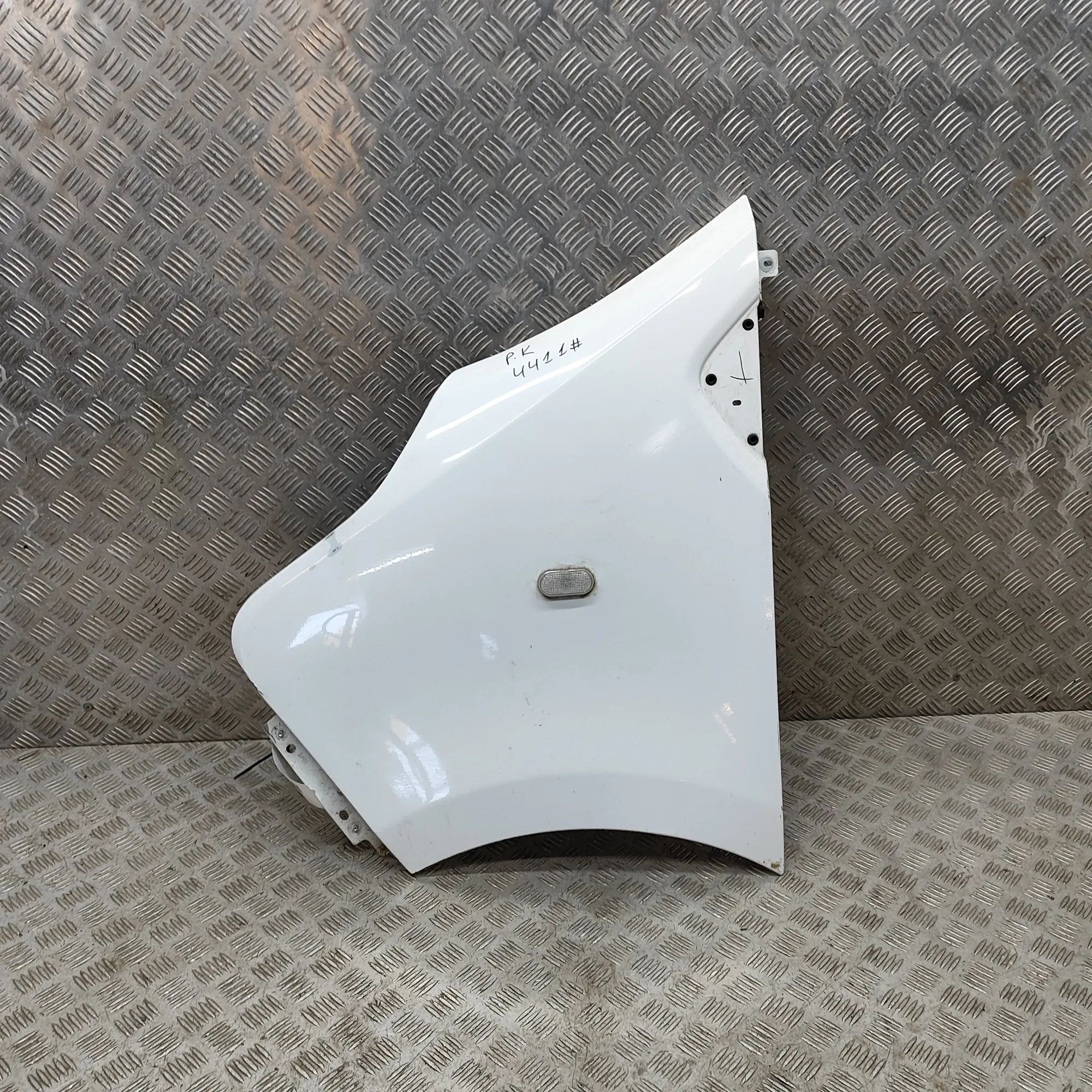 Opel Vivaro (B) Front Left Fender Front Left Fender — OPEL VIVARO (Van) (2014-......