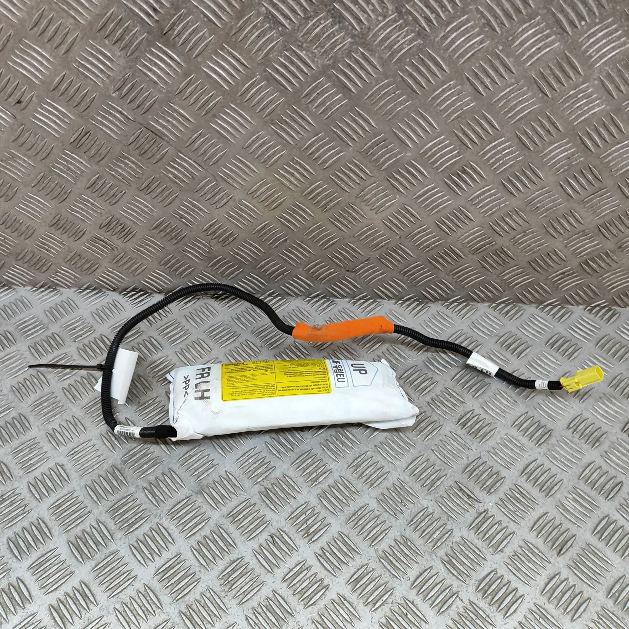 Kia Optima (JF) Seat airbag (SRS) — front left Seat airbag (SRS) — front left — KIA OPTIMA (20...