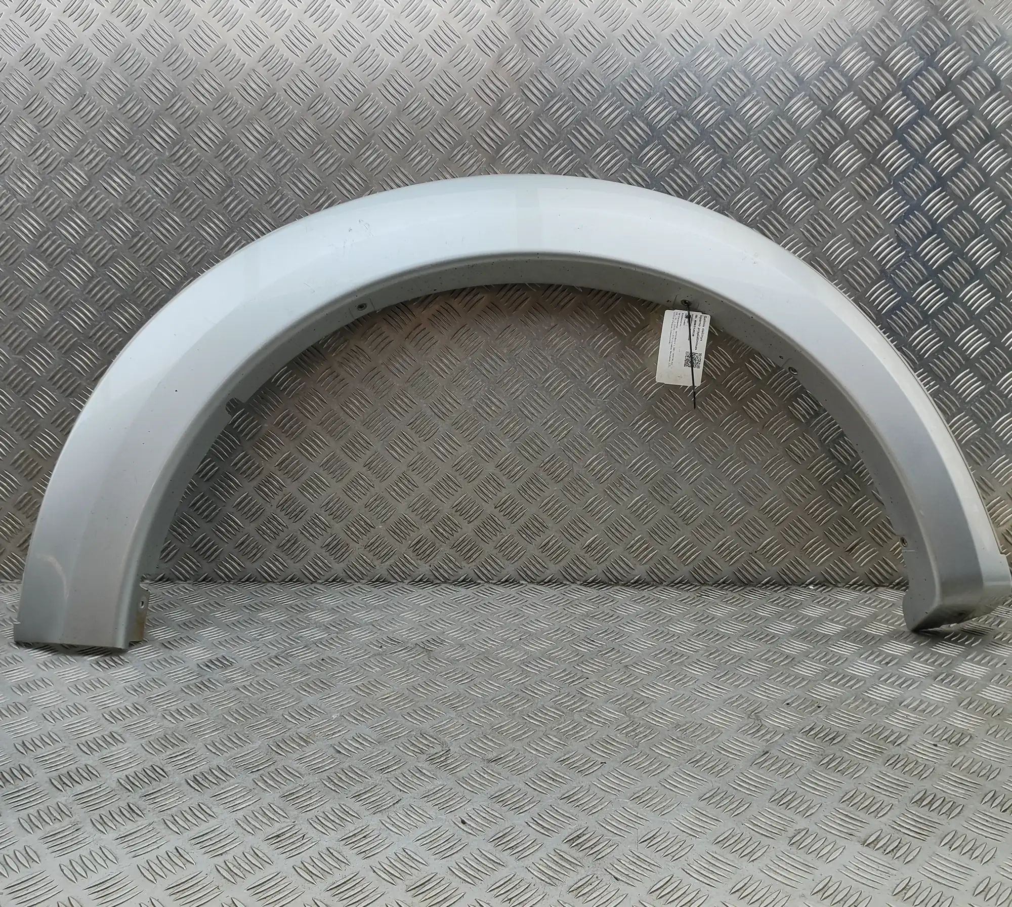 Mitsubishi L200 Wheel arch trim — rear right Wheel arch trim — rear right — MITSUBISHI L (20...