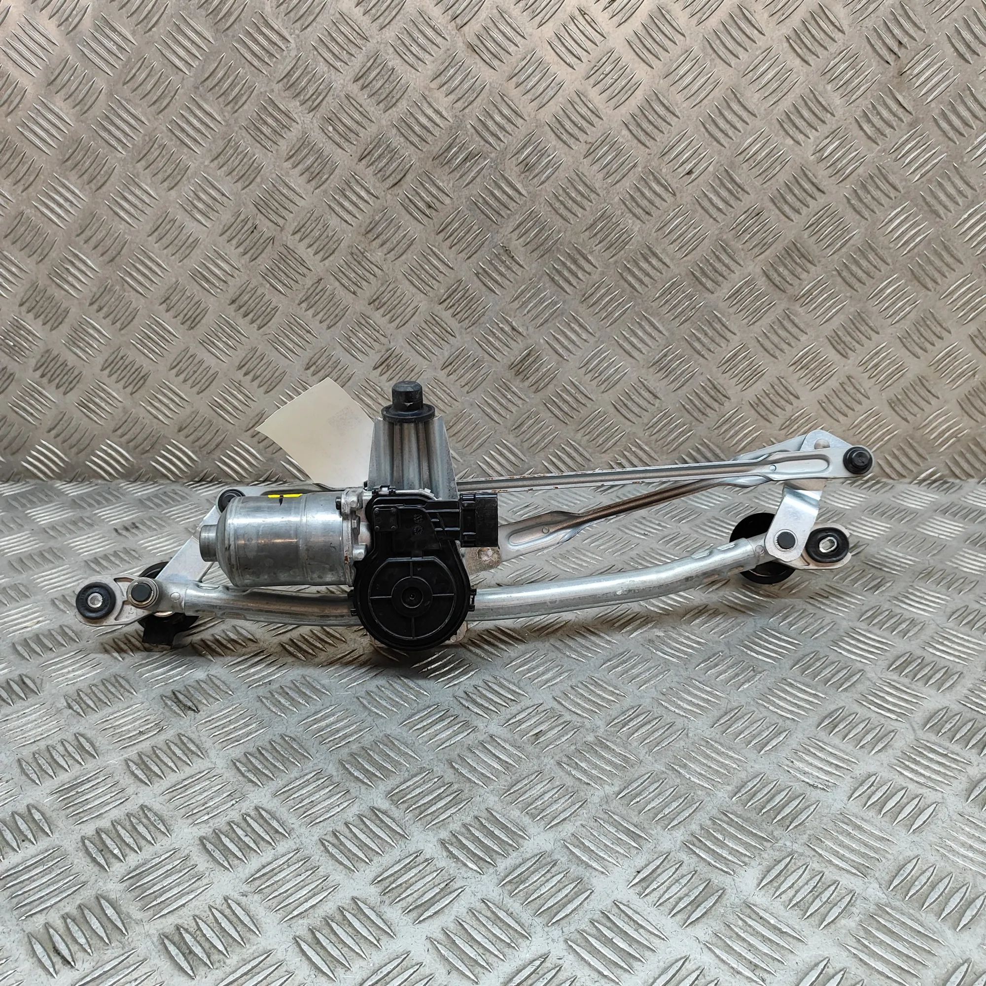 Kia EV6 Front Windshield Wiper Mechanism Front Windshield Wiper Mechanism — KIA EV6 (CV)...