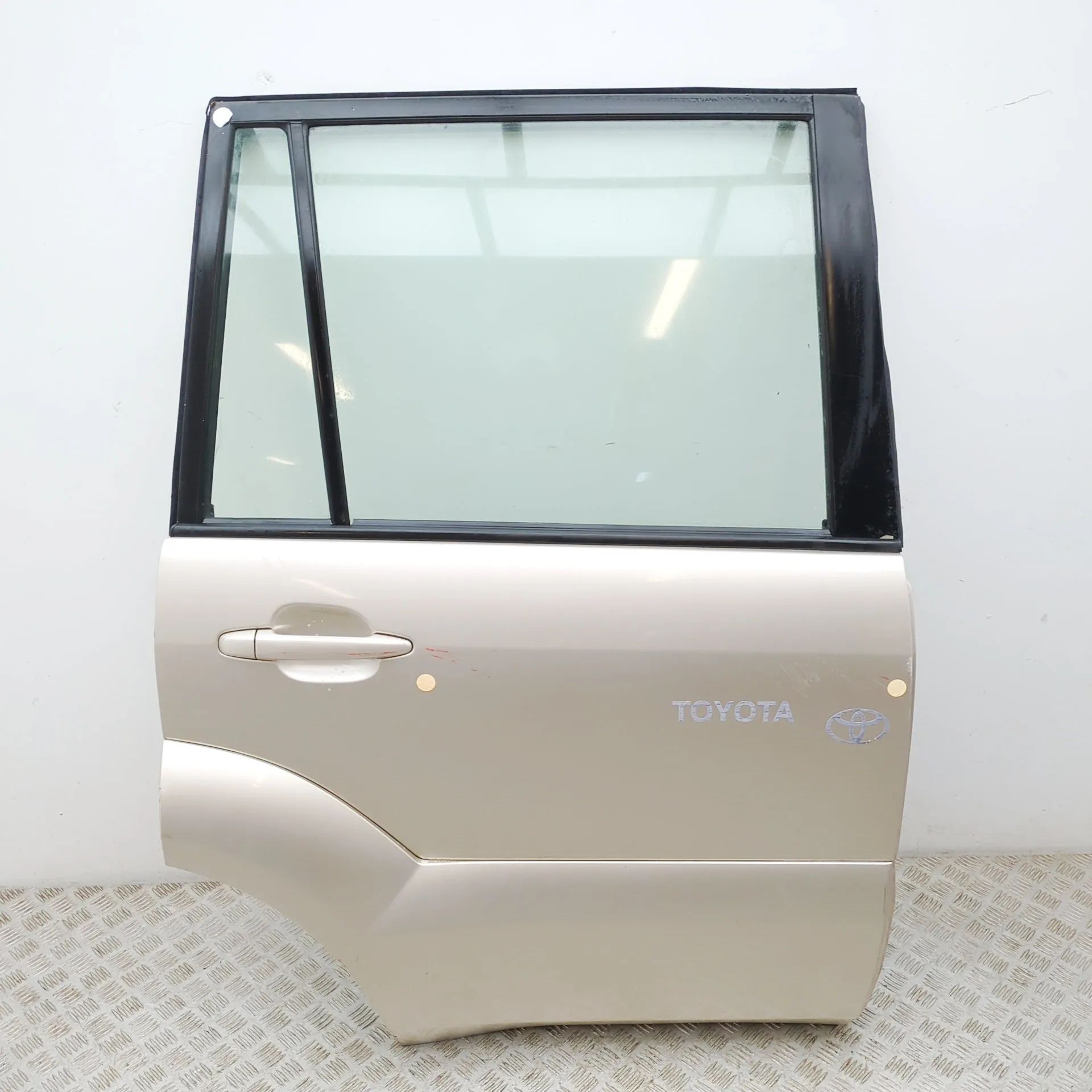 Toyota Land Cruiser 100 Door — rear right Door — rear right — TOYOTA LAND CRUISER (120 _J...