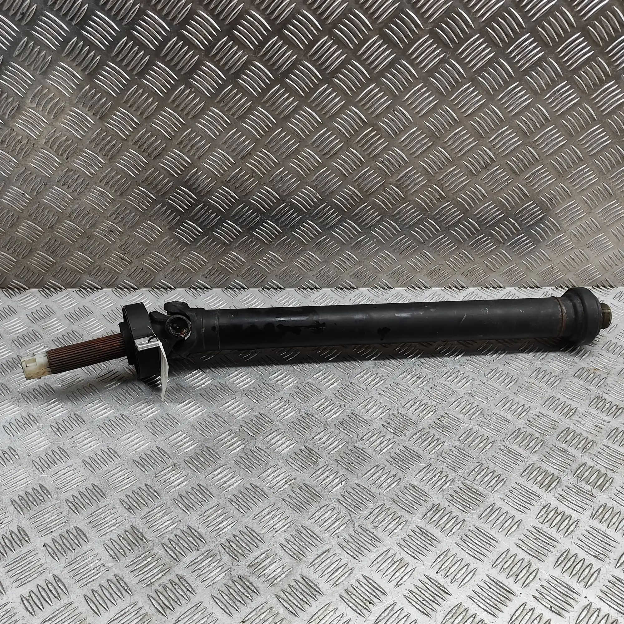 BMW 2 (F22 / F23) Propshaft Cardan Rear Part Propshaft Cardan Rear Part — BMW 2 SERIES COUPE...