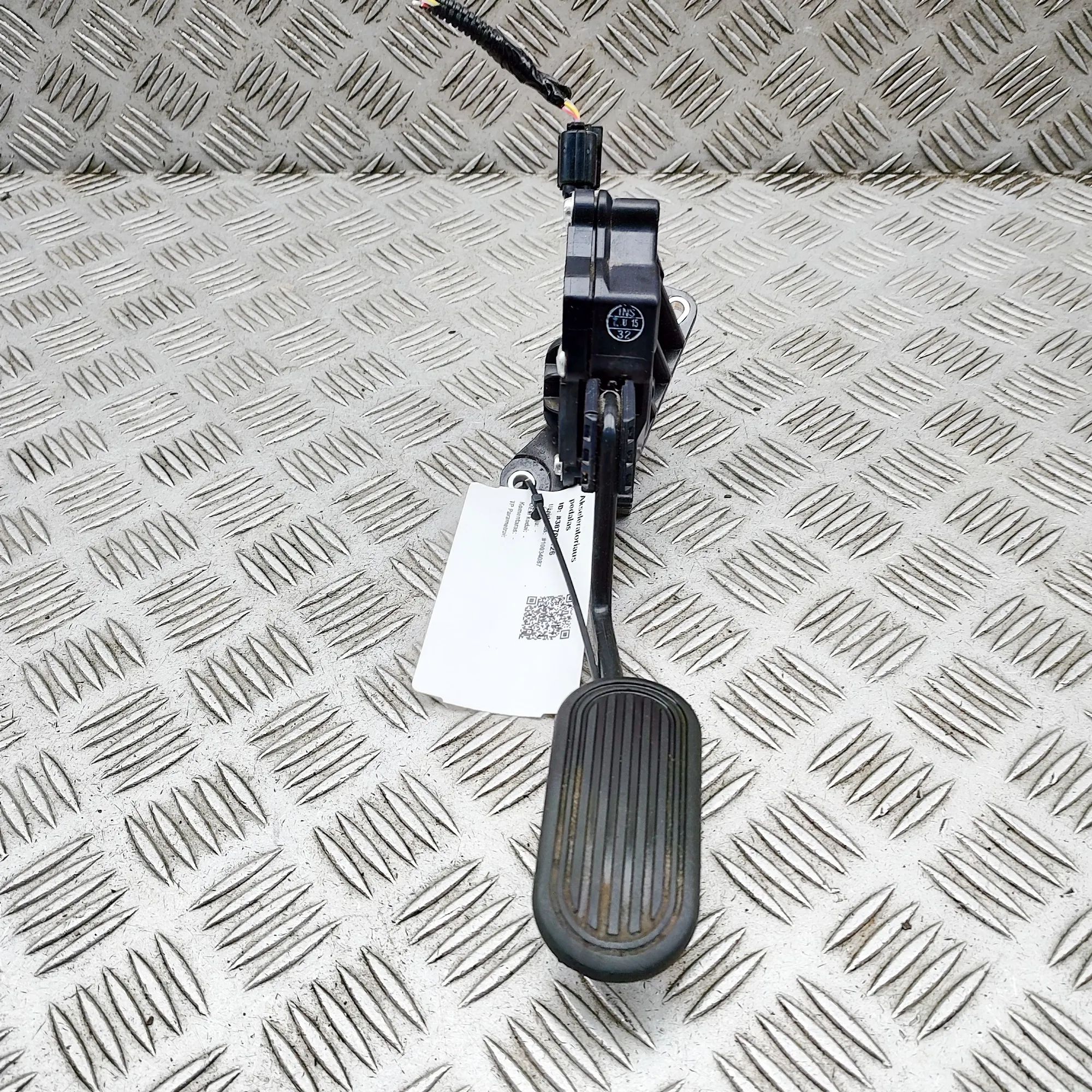 Toyota Hilux Throttle Pedal Throttle Pedal — TOYOTA HILUX (VIII Pick-up _N1...