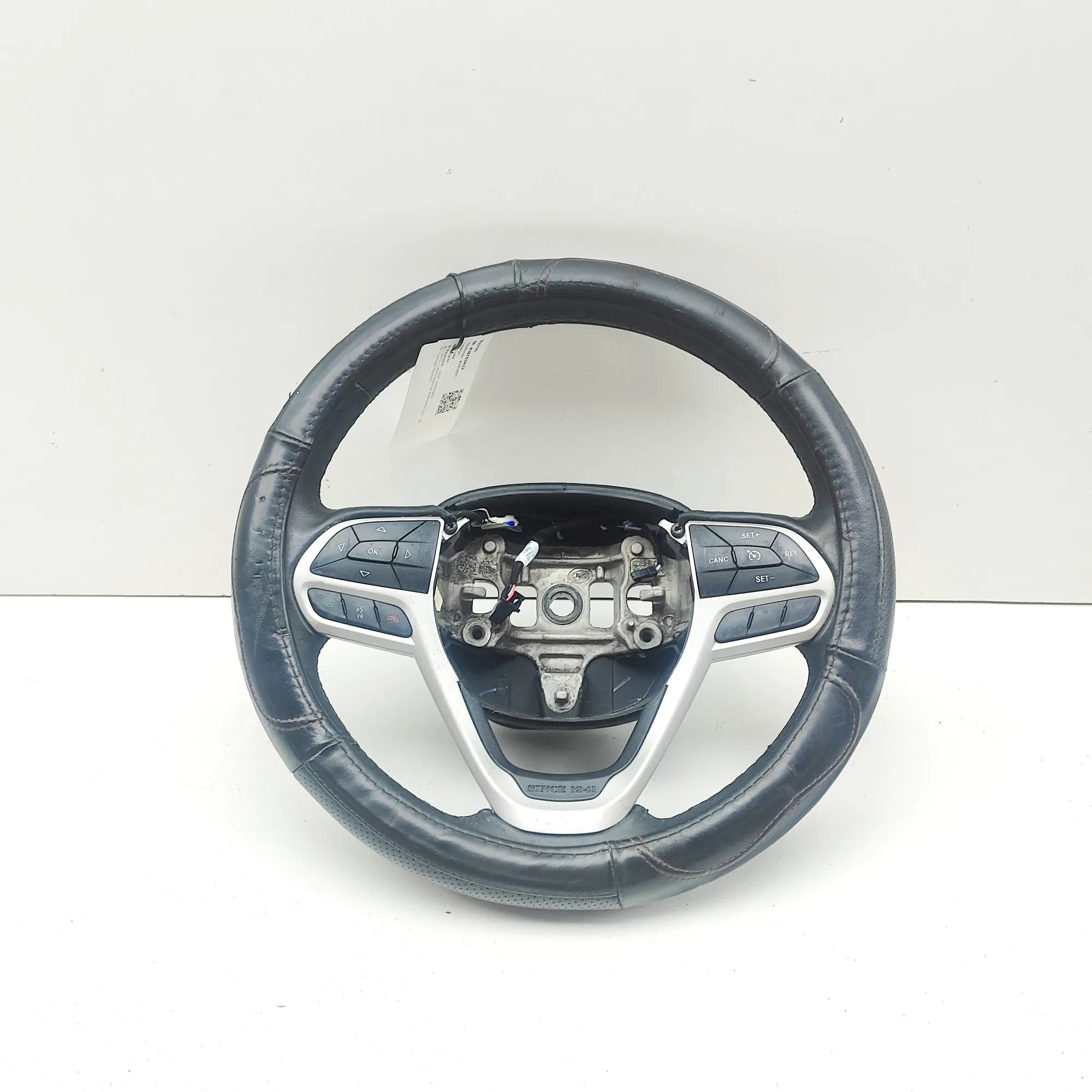 Jeep Cherokee (KL) steering wheel Steering Wheel — JEEP CHEROKEE (KL) (2013-PRESE...
