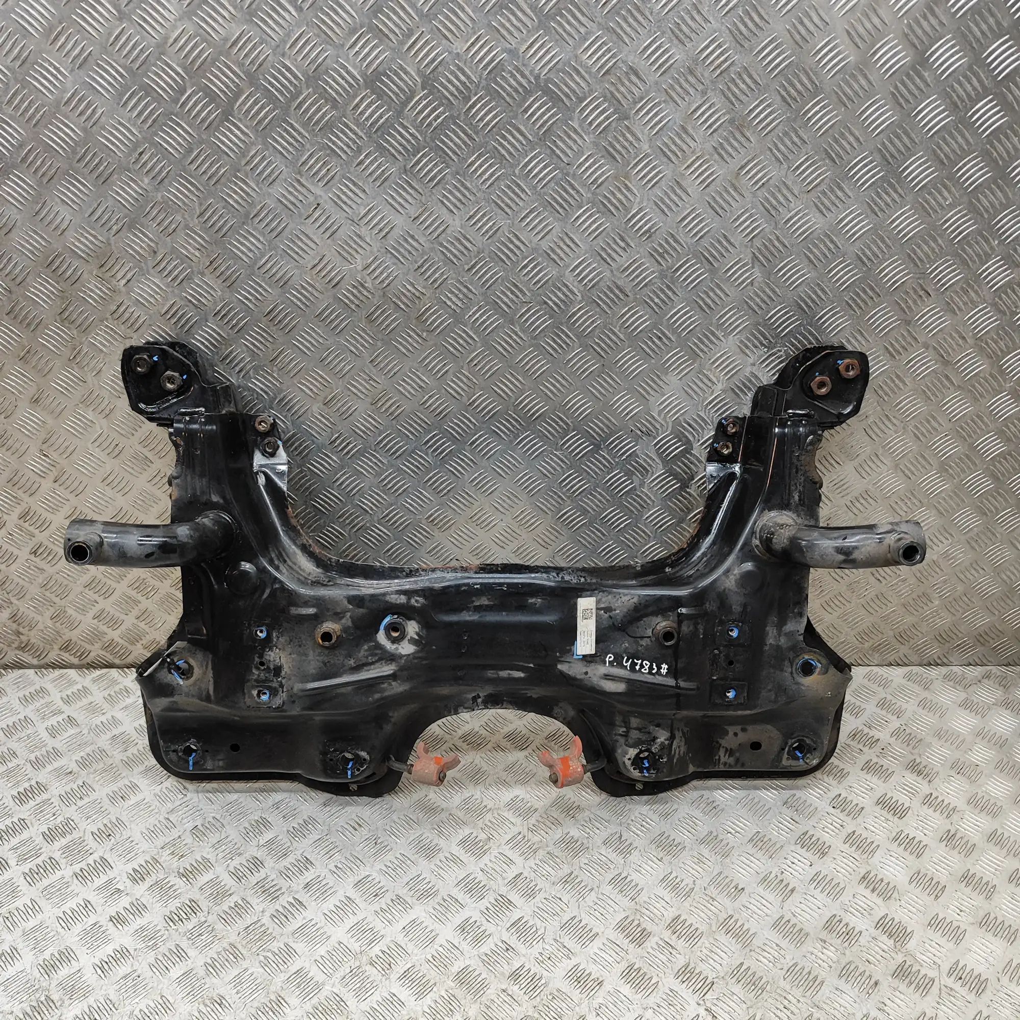 Fiat 500L (351, 352) Front subframe Front subframe — FIAT 500L (351_, 352_) (2012-....