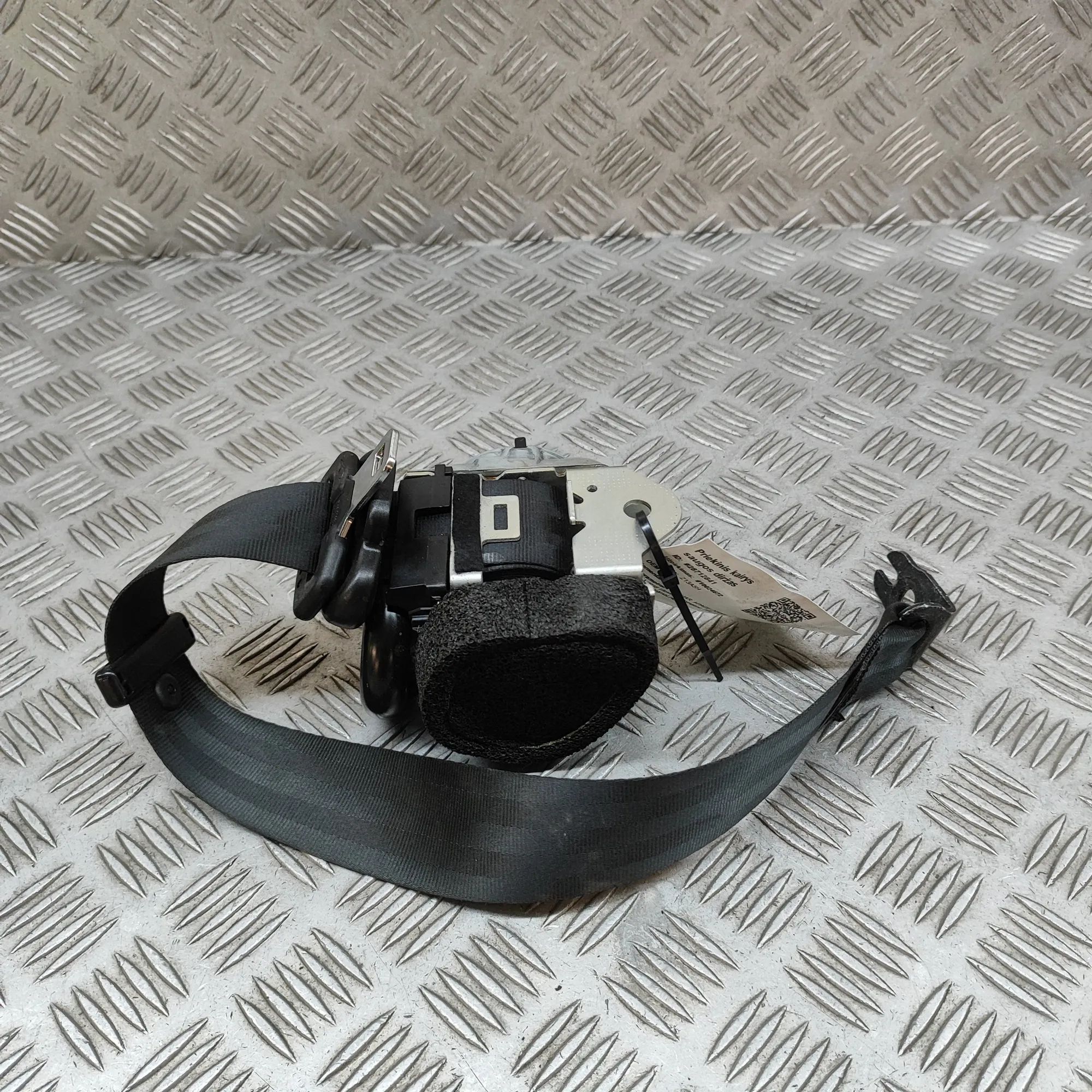 Jaguar I-Pace Rear Right Seatbelt Rear Right Seatbelt — JAGUAR I-PACE (X590) (201...