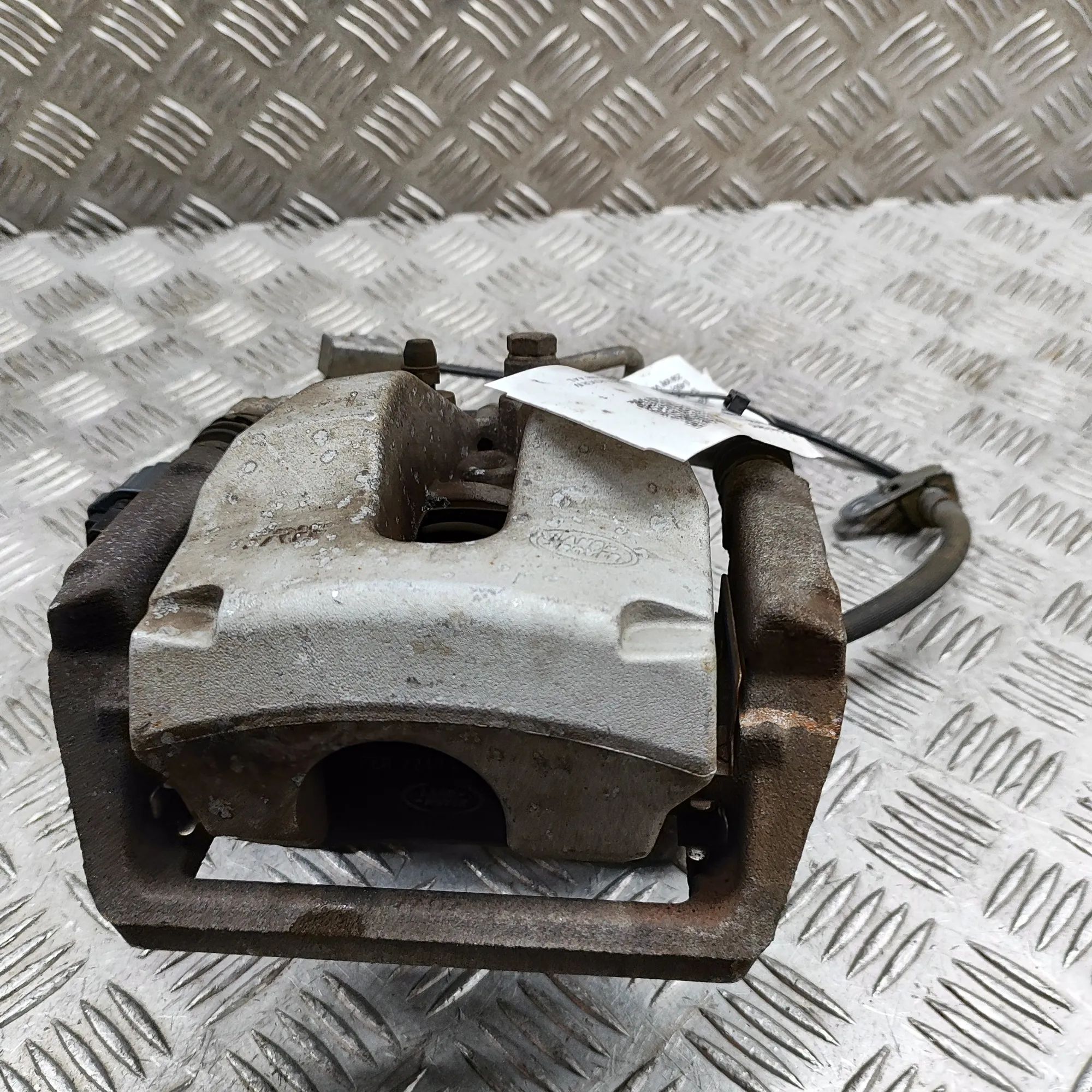 Land Rover Range Rover (L405) Brake caliper — rear left Brake caliper — rear left — LAND ROVER RANGE RO...