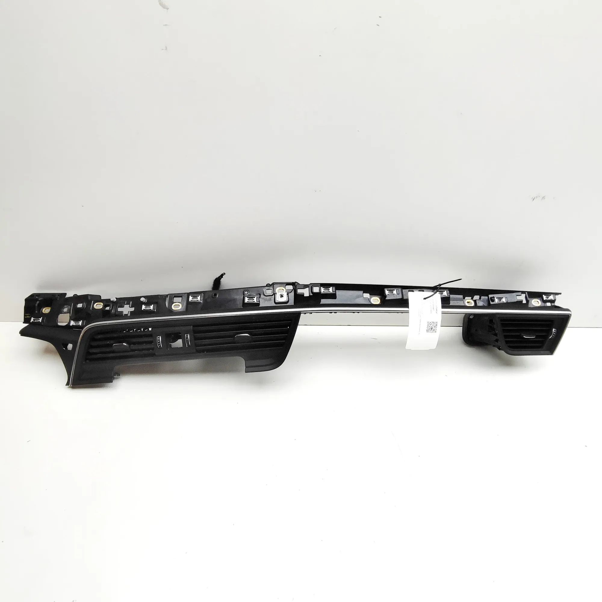 Audi Q5 (FY) Dashboard Air Vents Dashboard Air Vents — AUDI Q5 (FY) (2016-...) —...