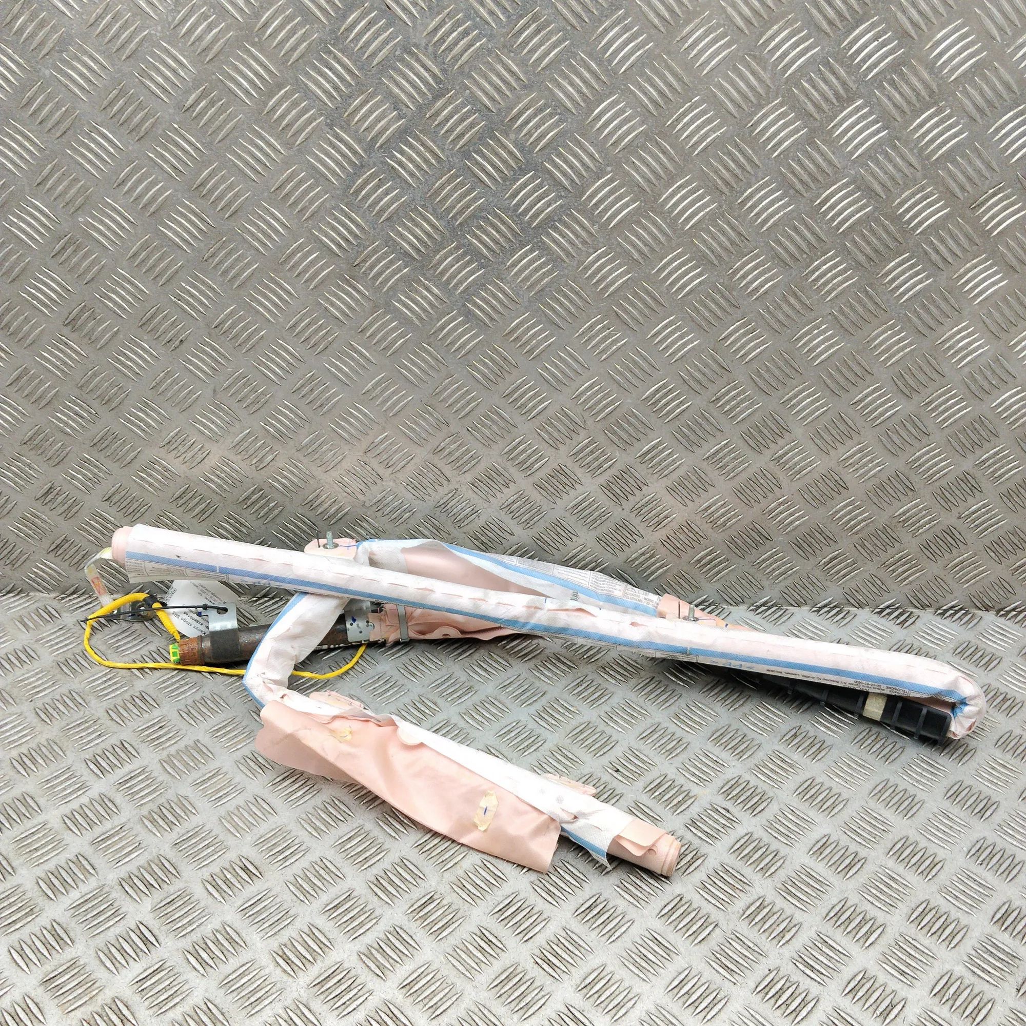 Kia Niro Left Side Roof Safety Curtain SRS Left Side Roof Safety Curtain SRS — KIA NIRO (2...