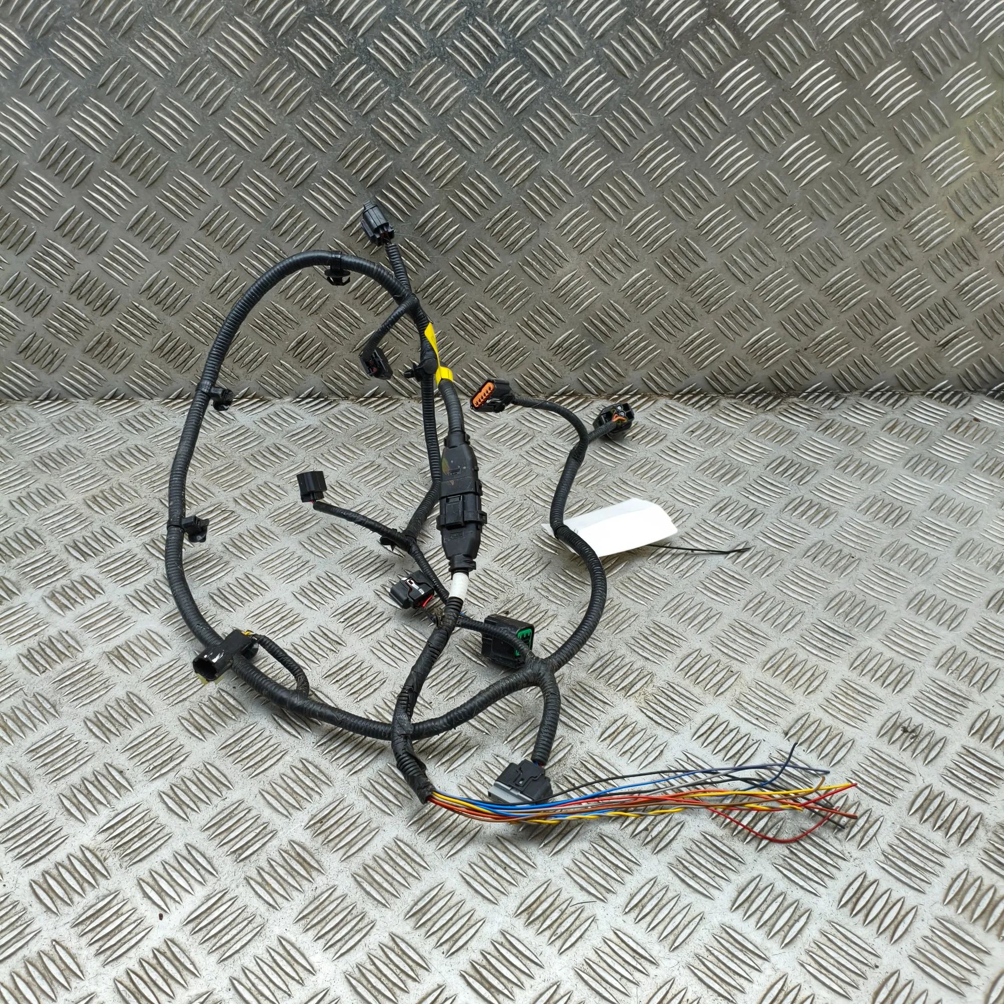Hyundai Kona Rear Parking Sensor Wiring Loom Rear Parking Sensor Wiring Loom — HYUNDAI KONA ...