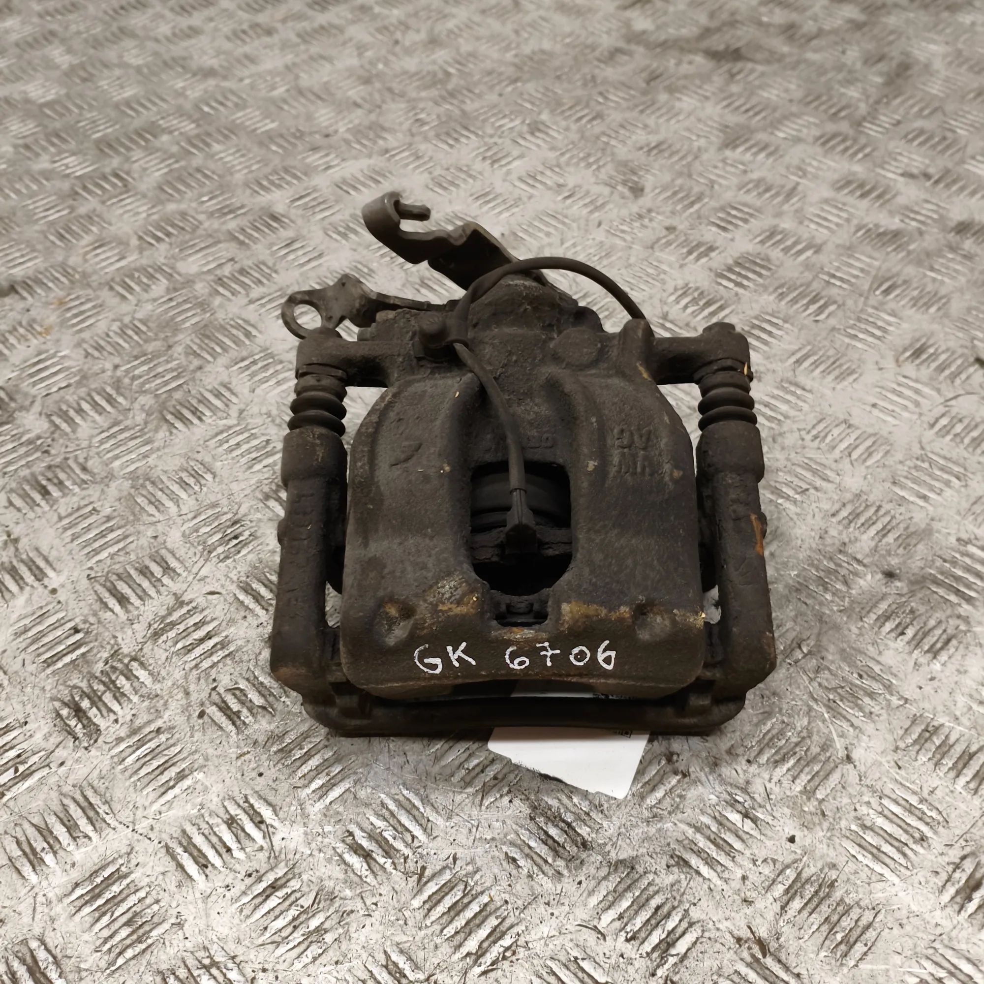 Volkswagen Crafter Brake caliper — rear left Brake caliper — rear left — VW CRAFTER (Van SY_...