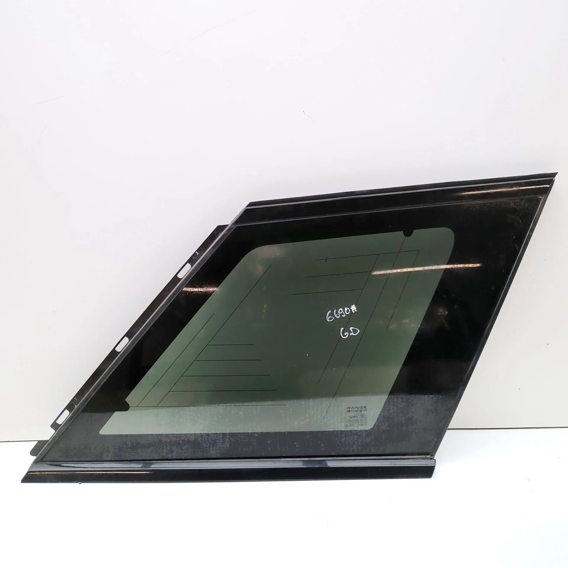 Land Rover Range Rover Sport (L494) Rear Right Quarter Window Rear Right Quarter Window — LAND ROVER RANGE RO...