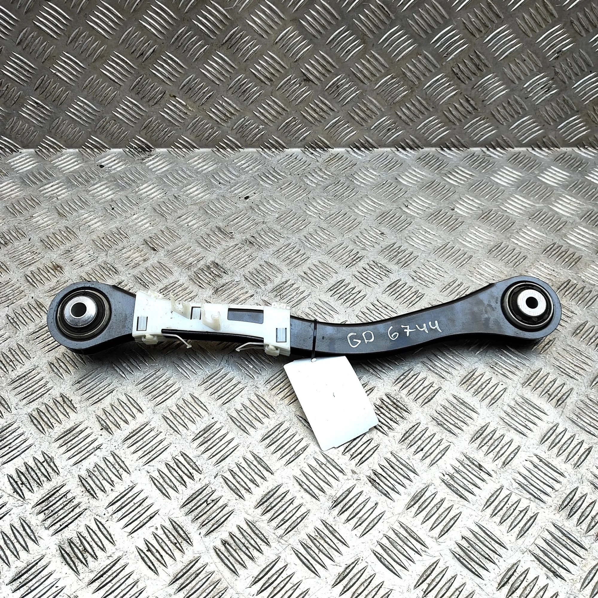 BMW X5 (G05) Control arm — rear right Control arm — rear right — BMW X5 (G05) (2018-....