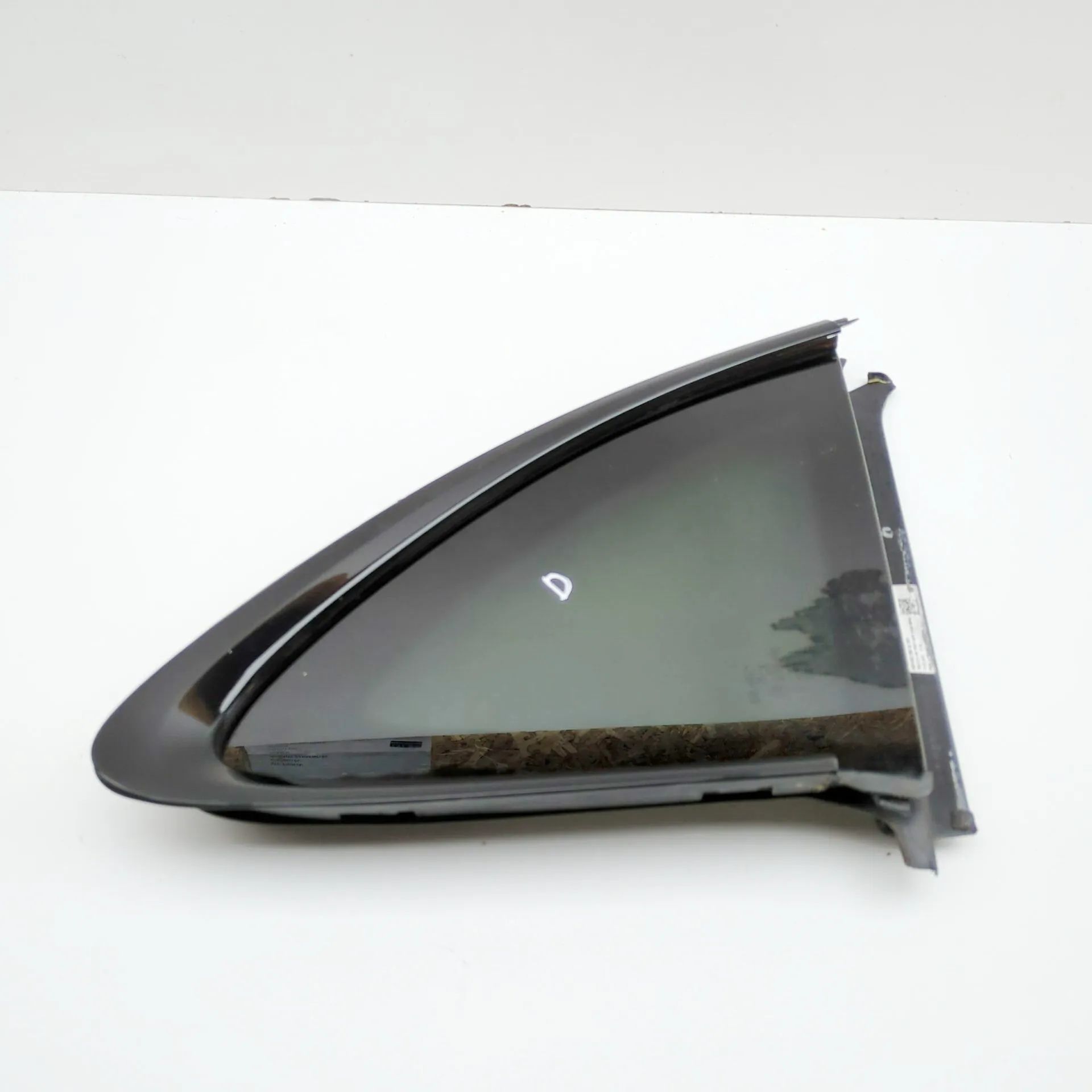 Porsche Taycan Rear Right Quarter Window Rear Right Quarter Window — PORSCHE TAYCAN (201...