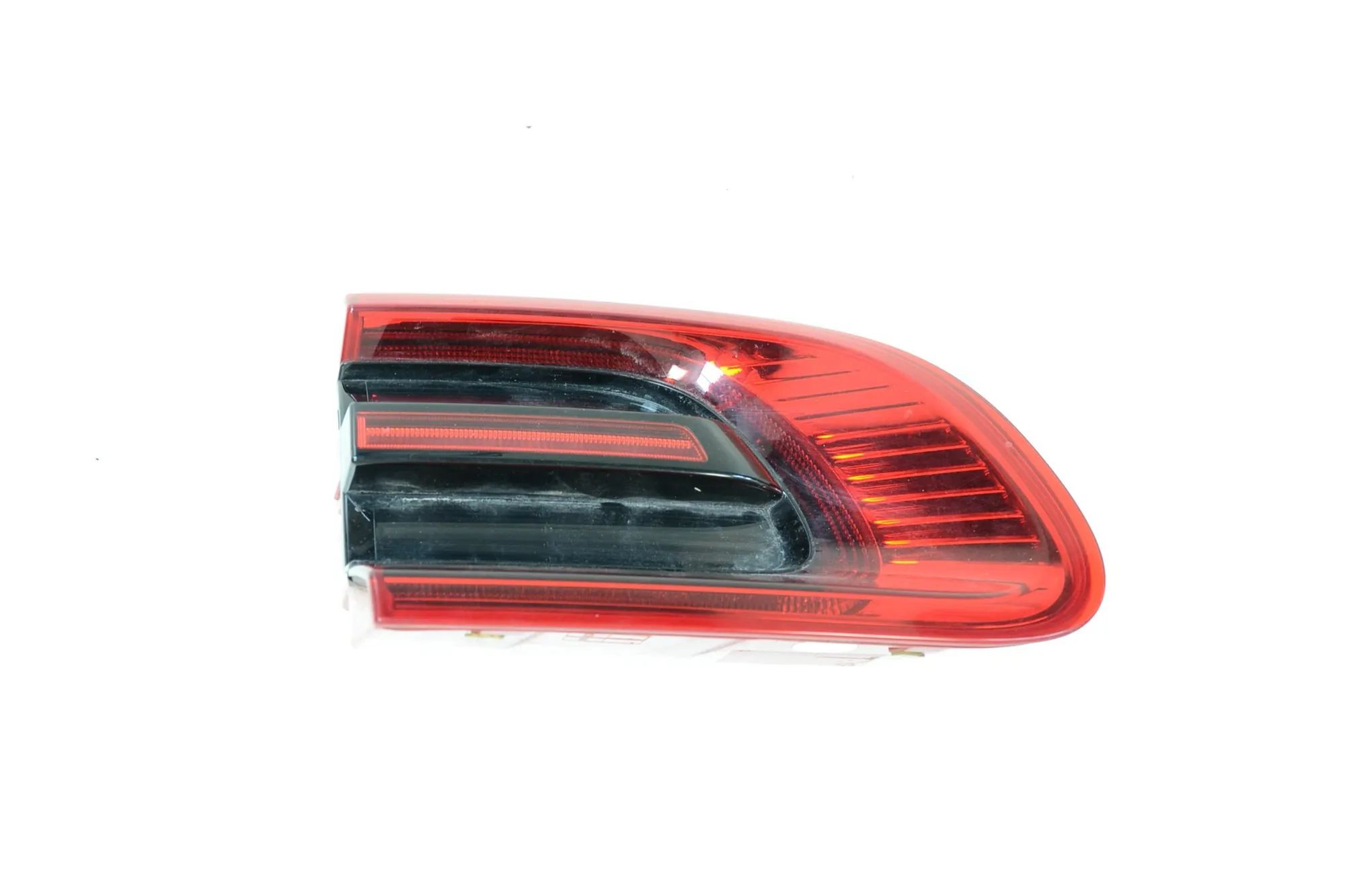 Porsche Macan Left Side Tailgate Tail Light Left Side Tailgate Tail Light — PORSCHE MACAN (...