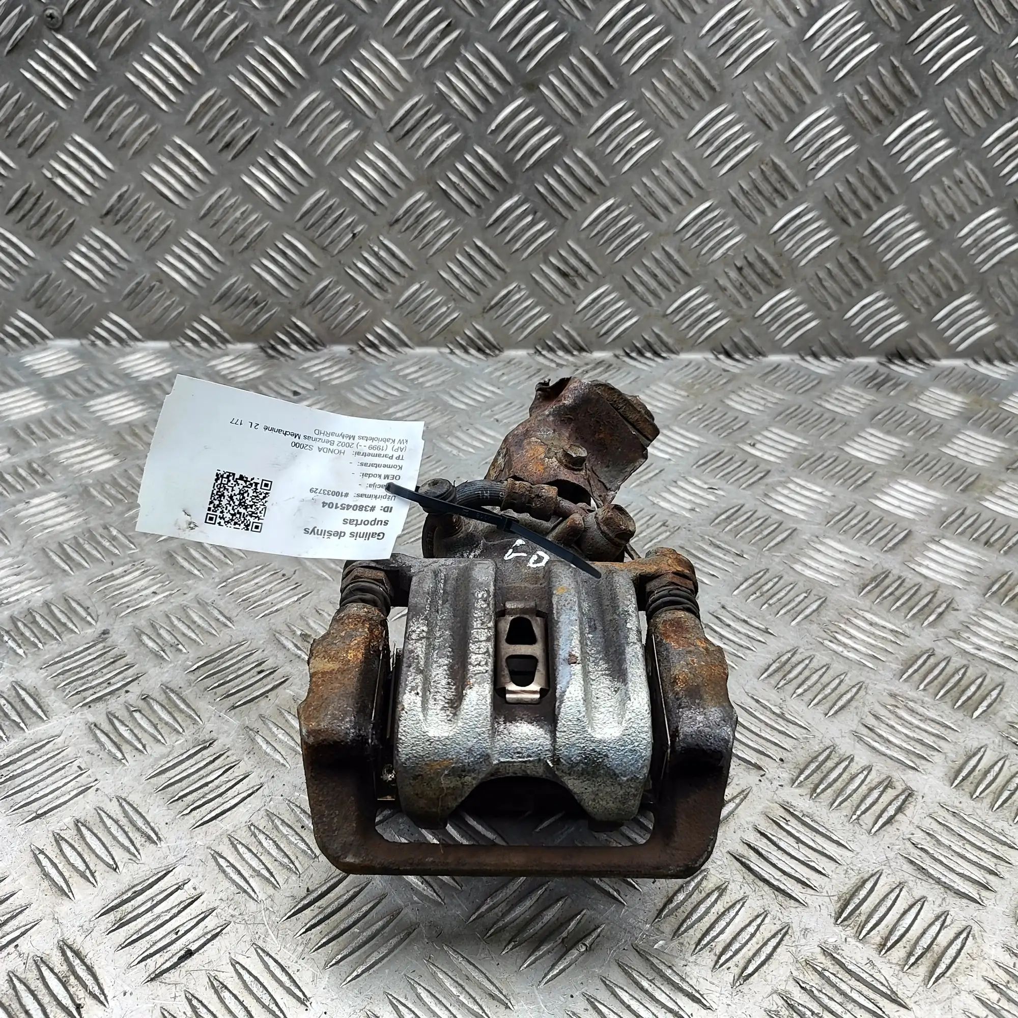 Honda S2000 Brake caliper — rear right Brake caliper — rear right — HONDA S2000 (AP) (...