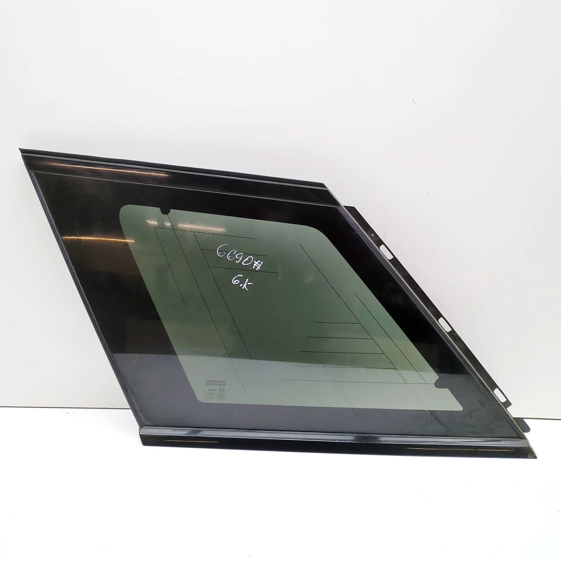 Land Rover Range Rover Sport (L494) Rear Left Quarter Window Rear Left Quarter Window — LAND ROVER RANGE ROV...