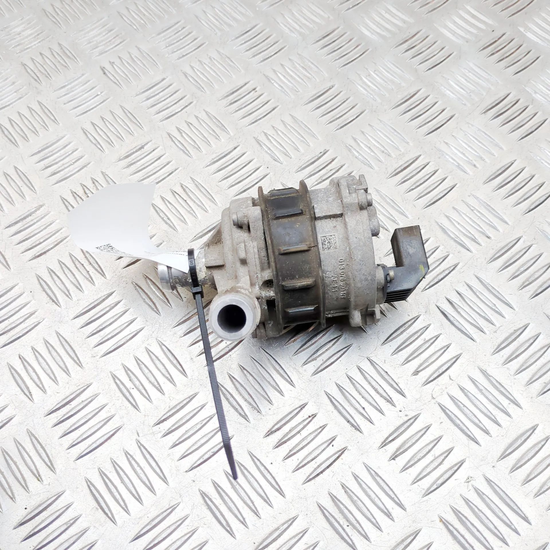 Porsche Taycan Auxiliary Water Pump Auxiliary Water Pump — PORSCHE TAYCAN (2019-......