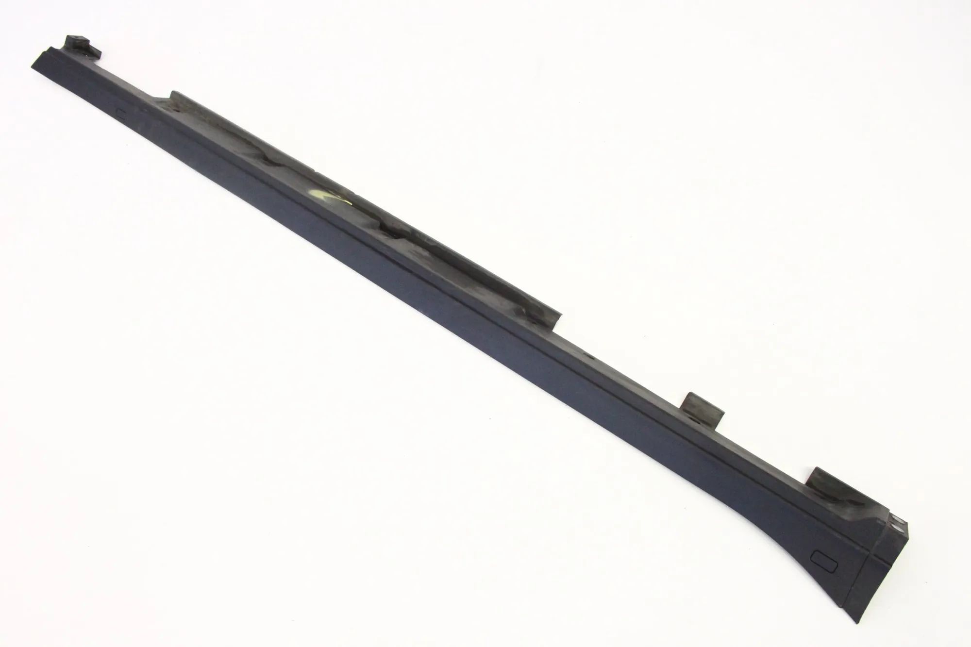 Lexus RX Right Side Plastic Sideskirt Cover Right Side Plastic Sideskirt Cover — LEXUS RX (...