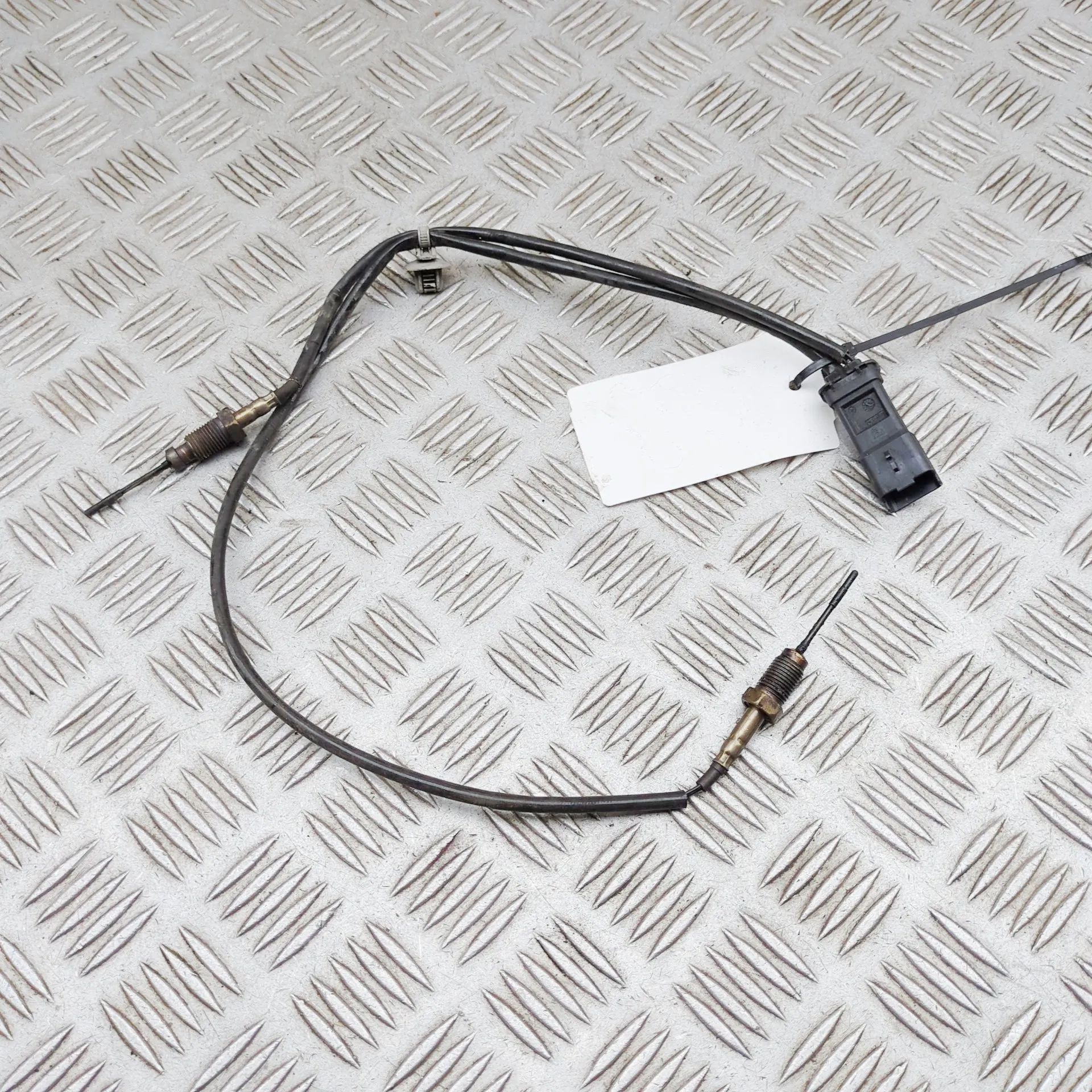 Opel Crossland X temperature sensor Temperature Sensor — OPEL CROSSLAND (X P17) (20...