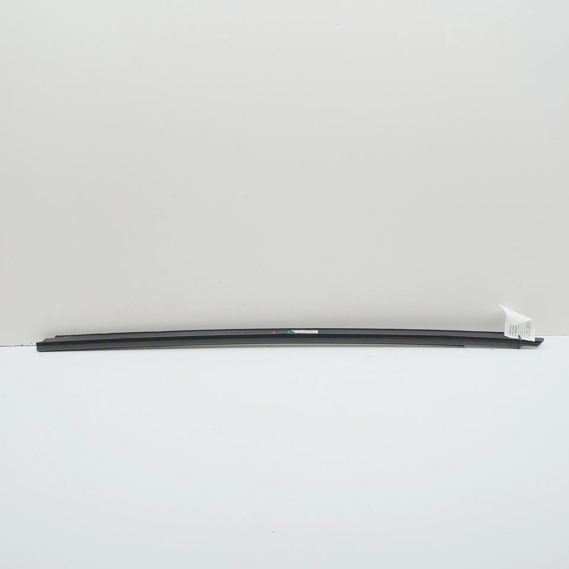 Porsche Taycan Door window strip — front left Door window strip — front left — PORSCHE TAYCAN...