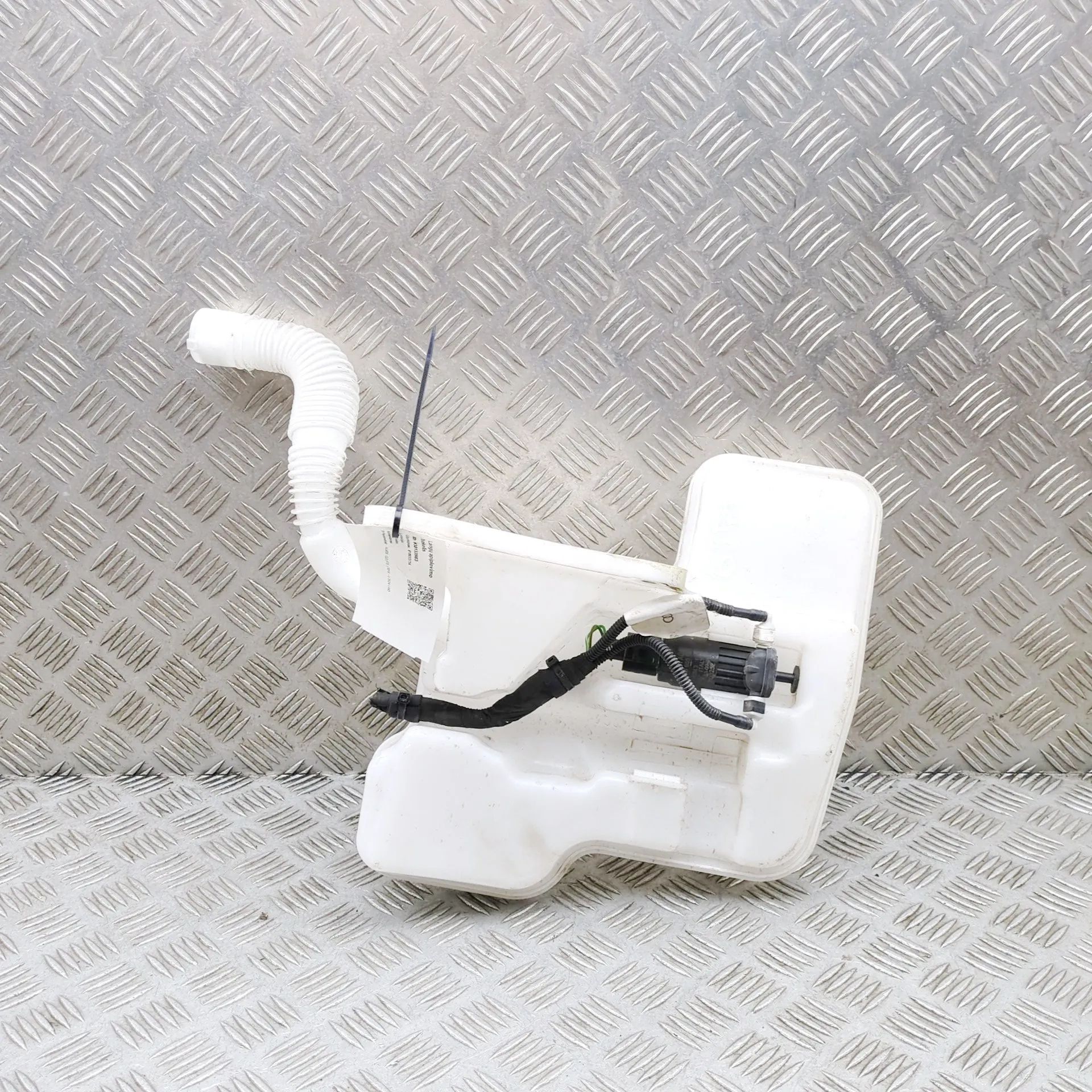 Audi Q3 (F3) Window Washer Tank Window Washer Tank — AUDI Q3 (Sportback F3N) (2...