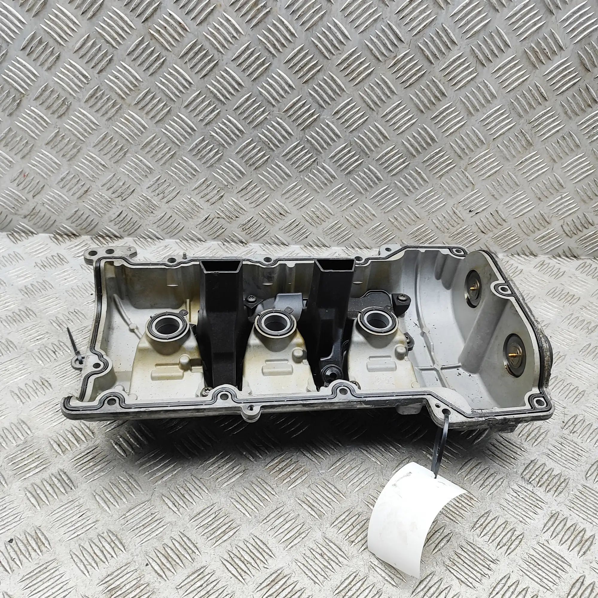 Porsche Macan Valve Cover